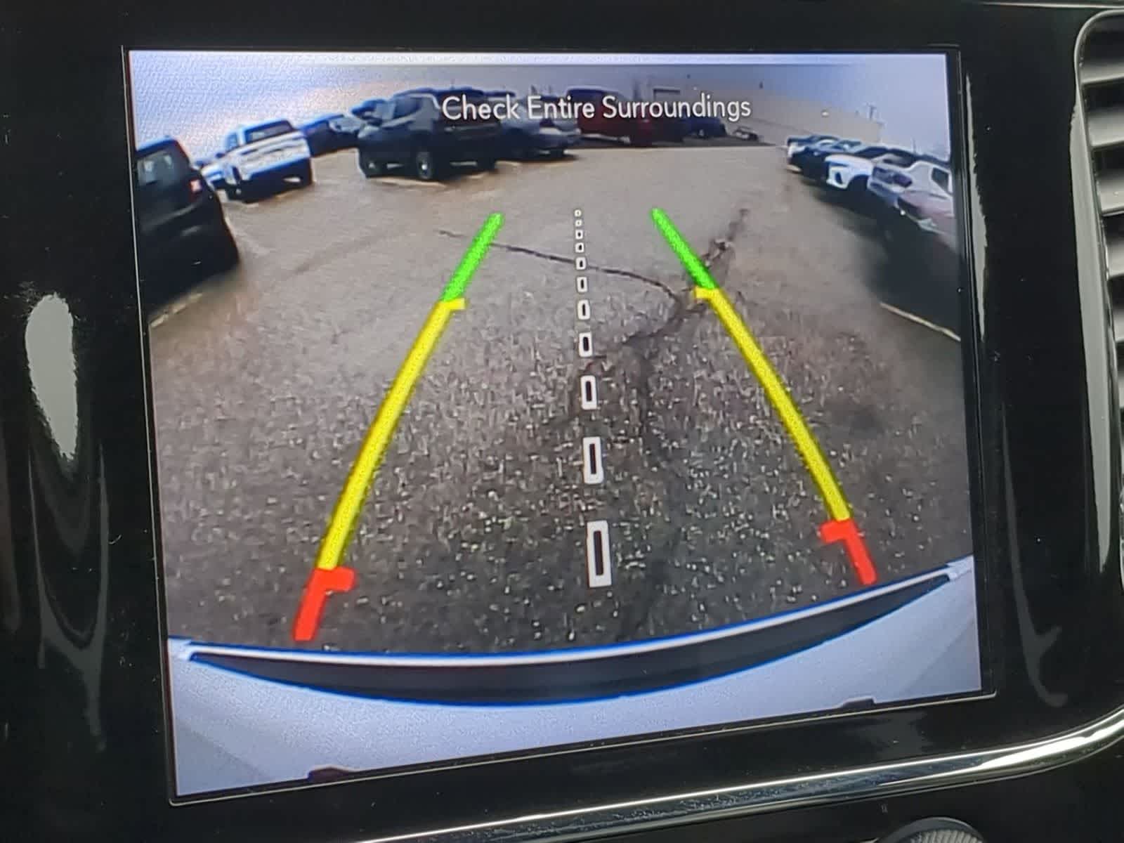 Thumbnail: 2022 Jeep Grand Cherokee - 28