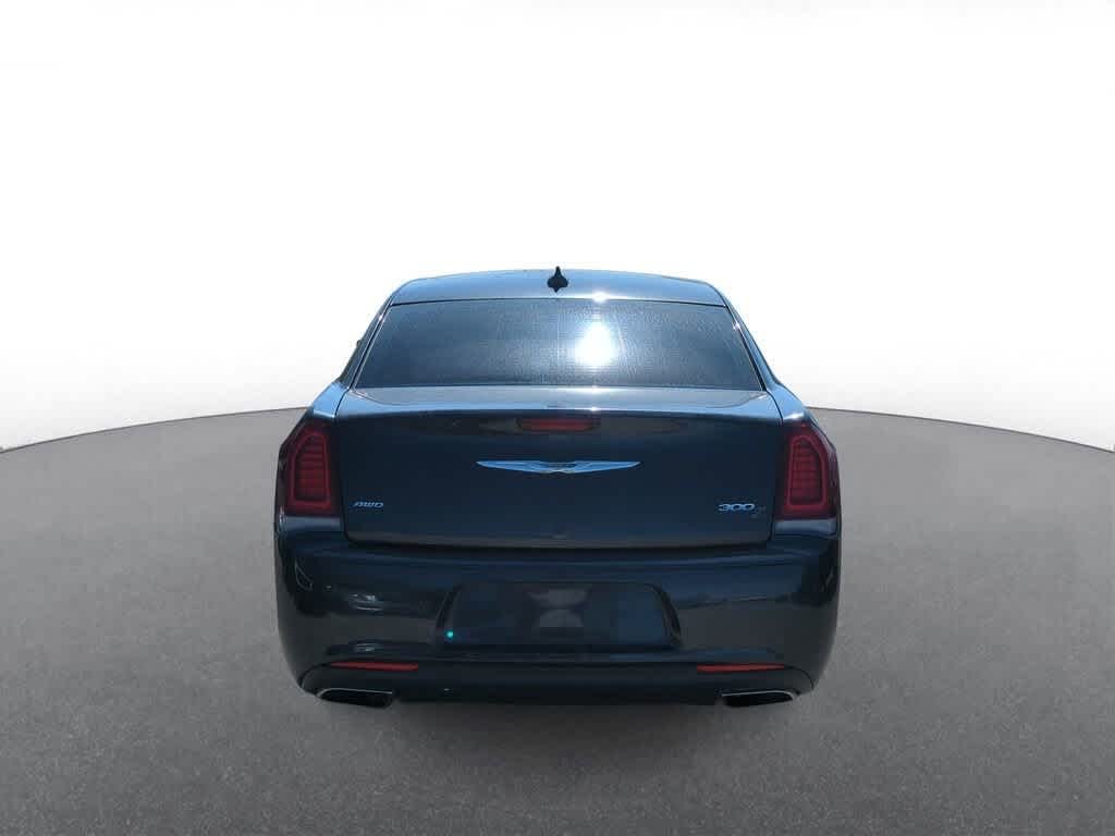 Thumbnail: 2015 Chrysler 300 - 7
