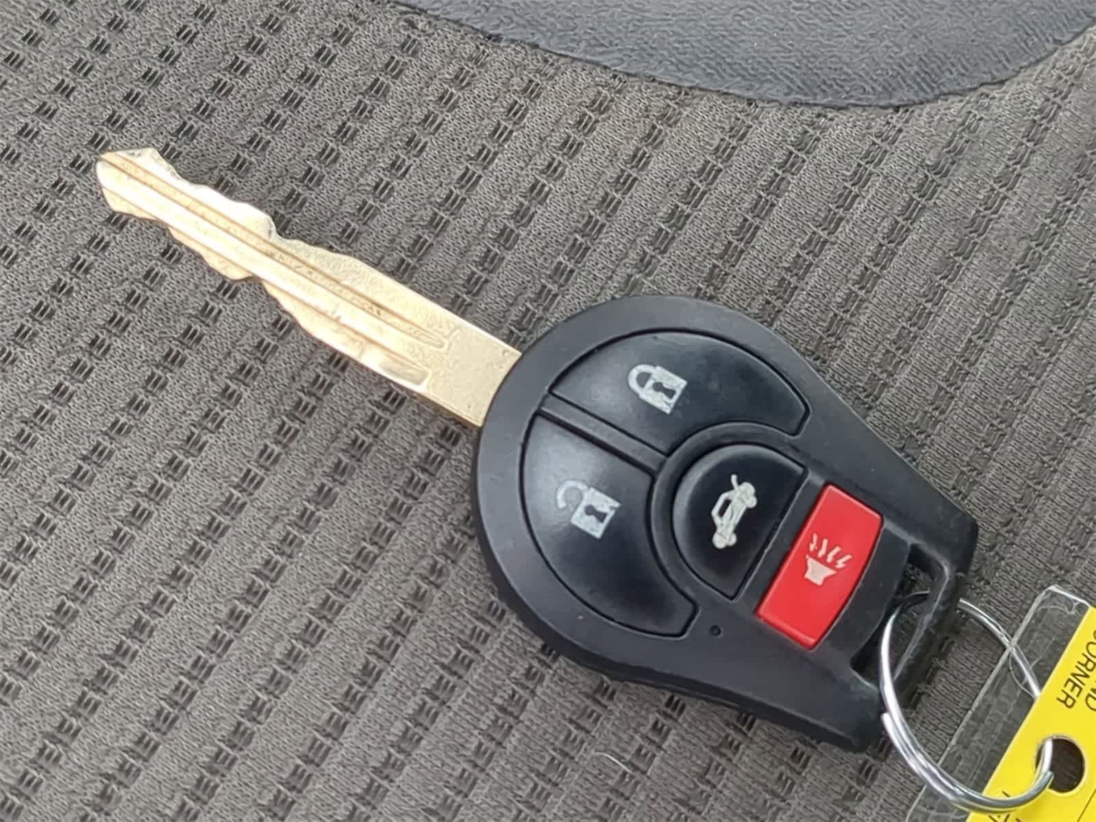 Thumbnail: 2011 Nissan Sentra - 38