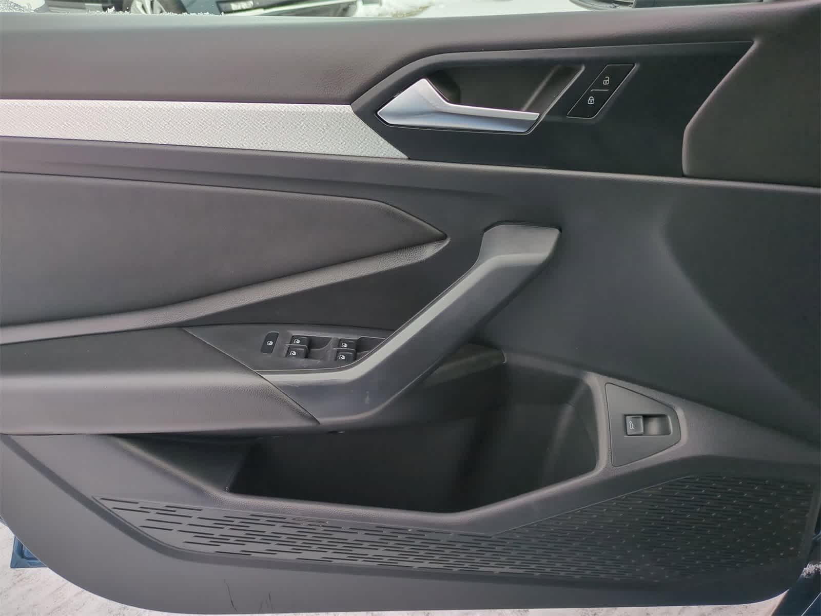 Thumbnail: 2020 Volkswagen Jetta - 30