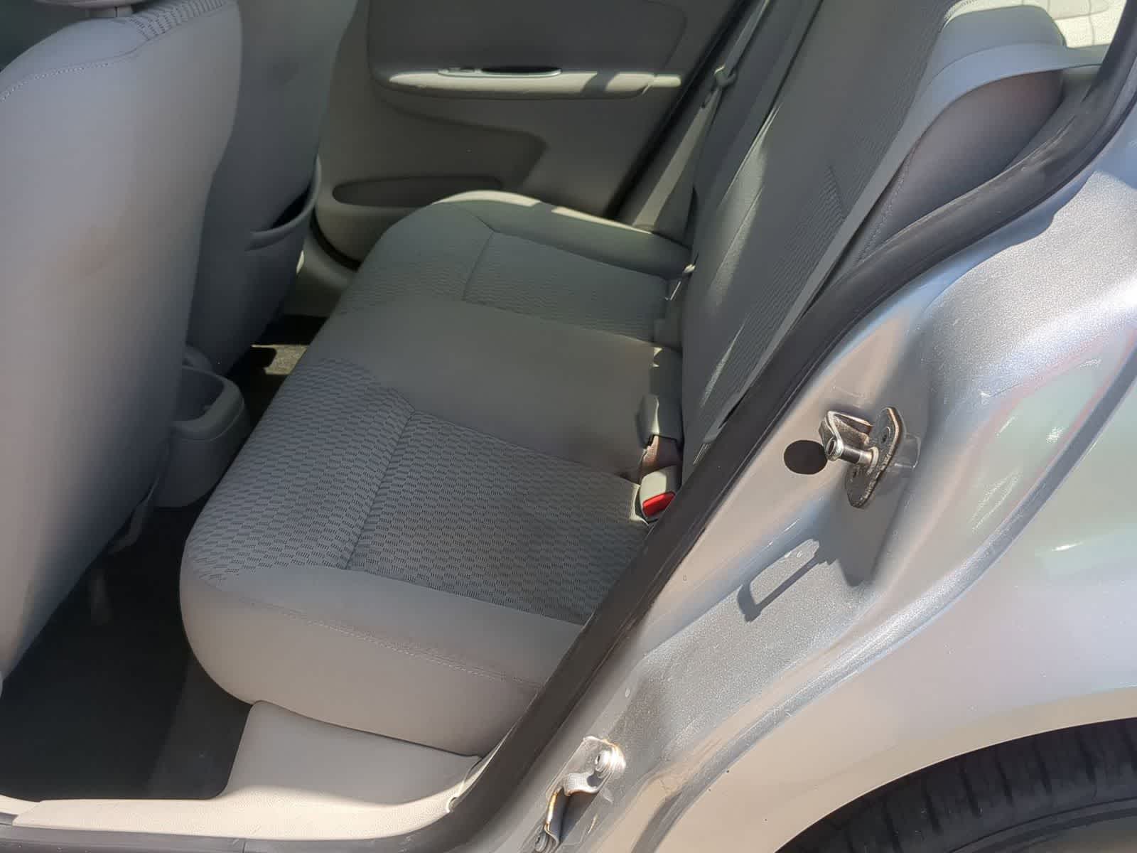 Thumbnail: 2010 Chevrolet Cobalt - 19