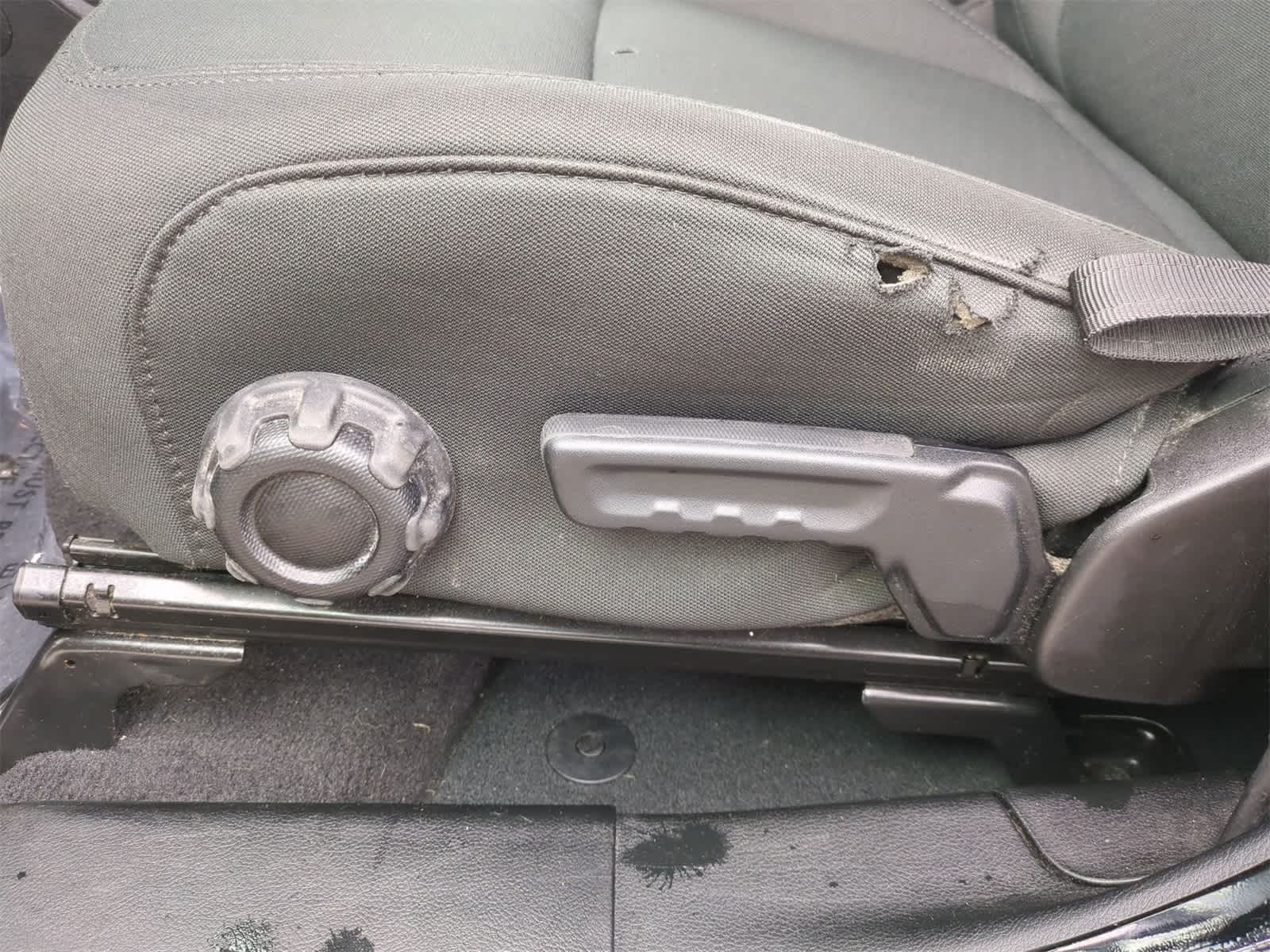 Thumbnail: 2021 Jeep Wrangler - 16