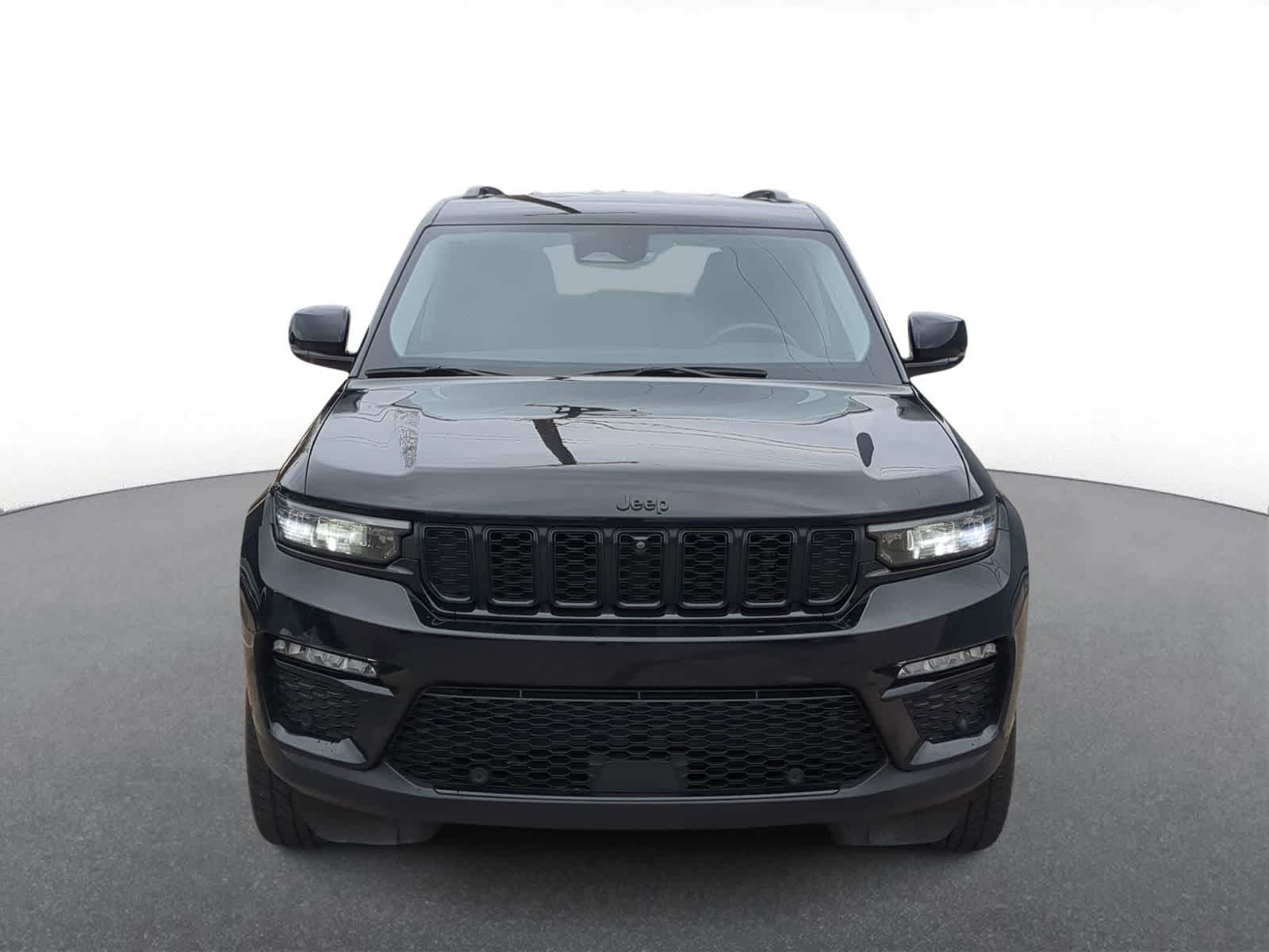 Thumbnail: 2023 Jeep Grand Cherokee - 3