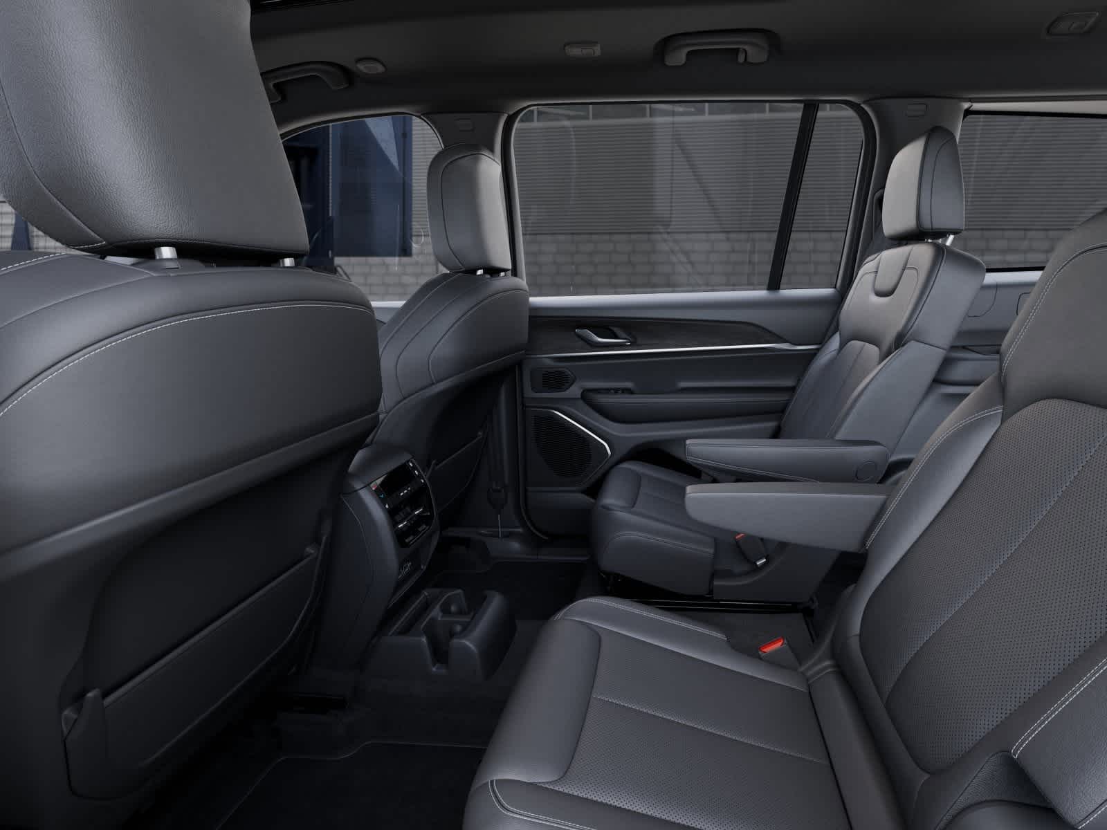 Thumbnail: 2026 Jeep Grand Cherokee L - 23