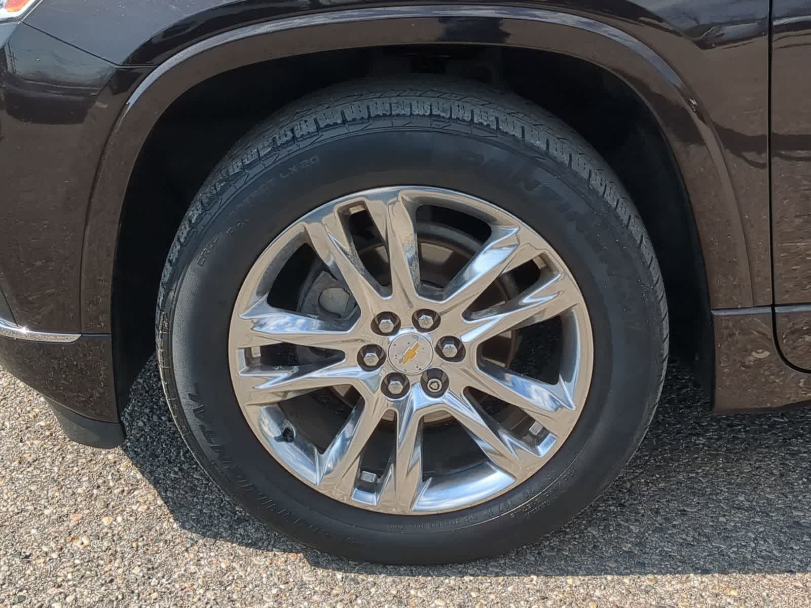 Thumbnail: 2018 Chevrolet Traverse - 14