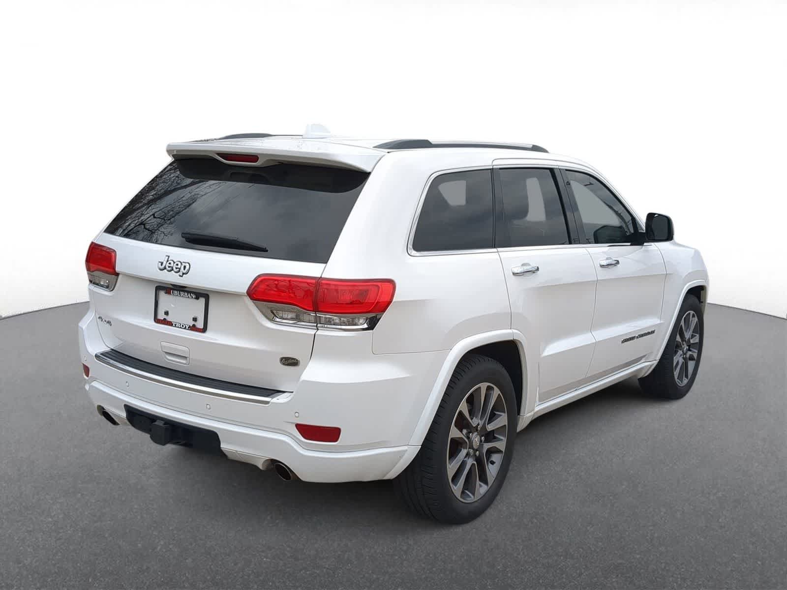 Thumbnail: 2018 Jeep Grand Cherokee - 8