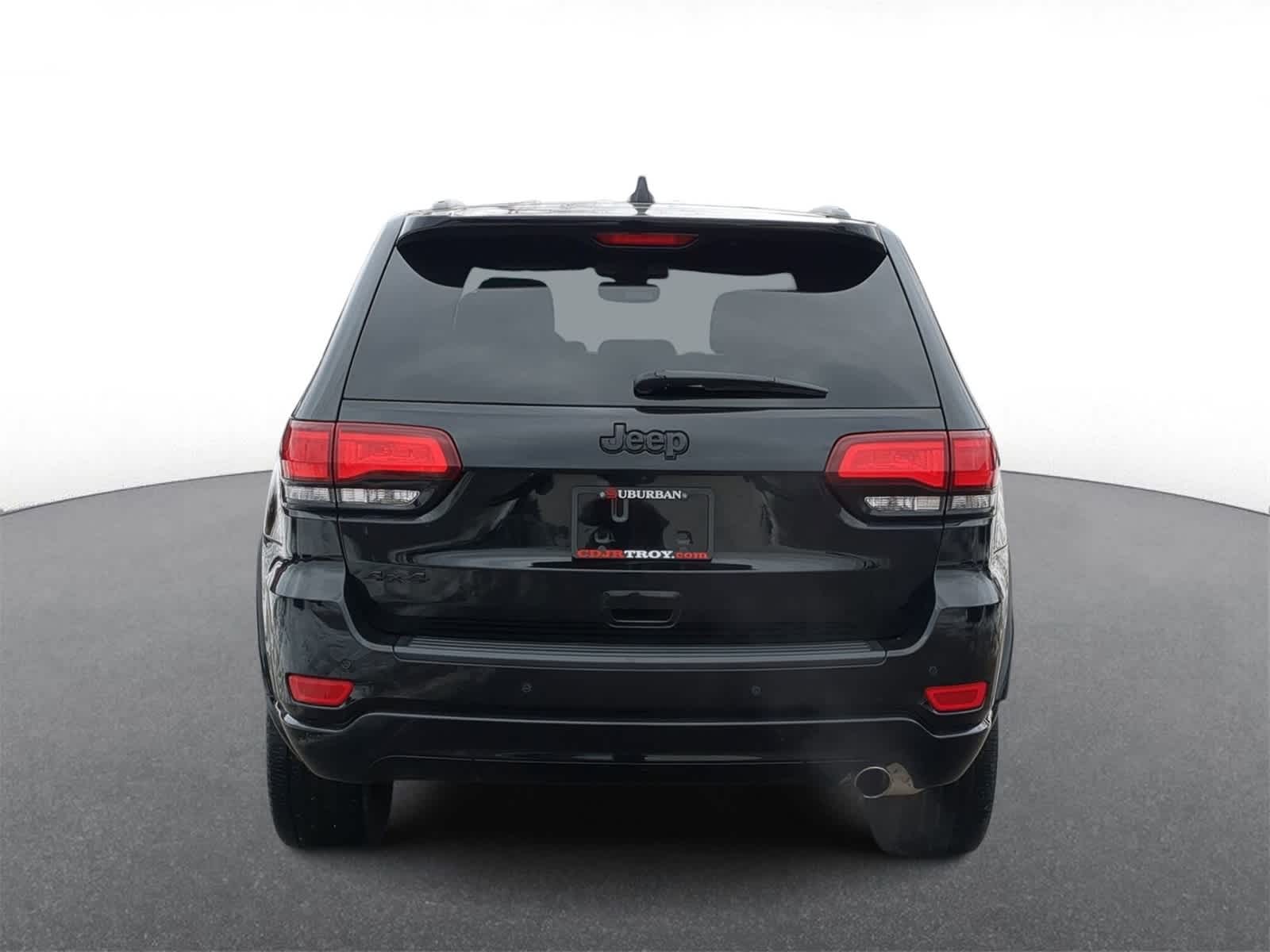 Thumbnail: 2022 Jeep Grand Cherokee - 7