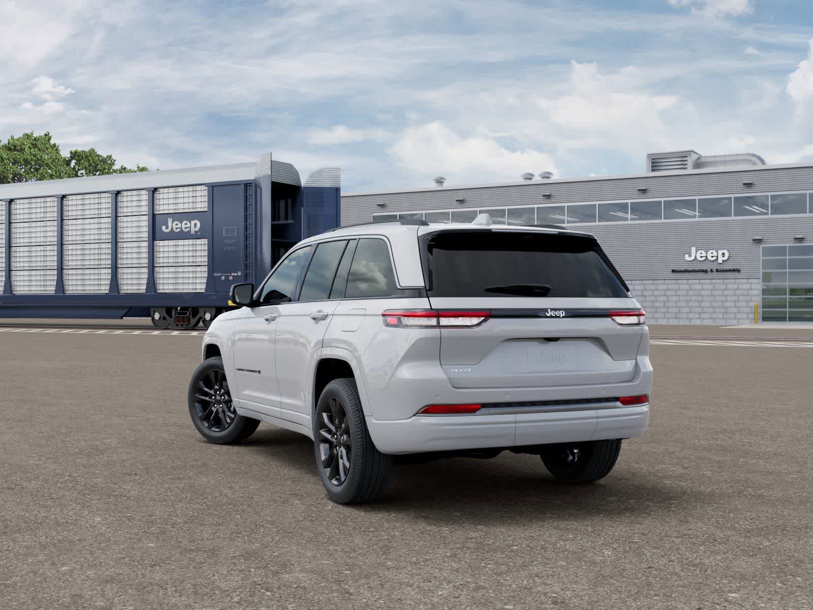 Thumbnail: 2026 Jeep Grand Cherokee - 3