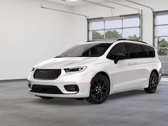 2026 Chrysler Pacifica Limited Passenger Van