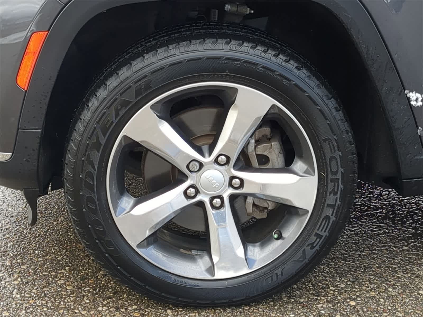 Thumbnail: 2022 Jeep Grand Cherokee L - 21