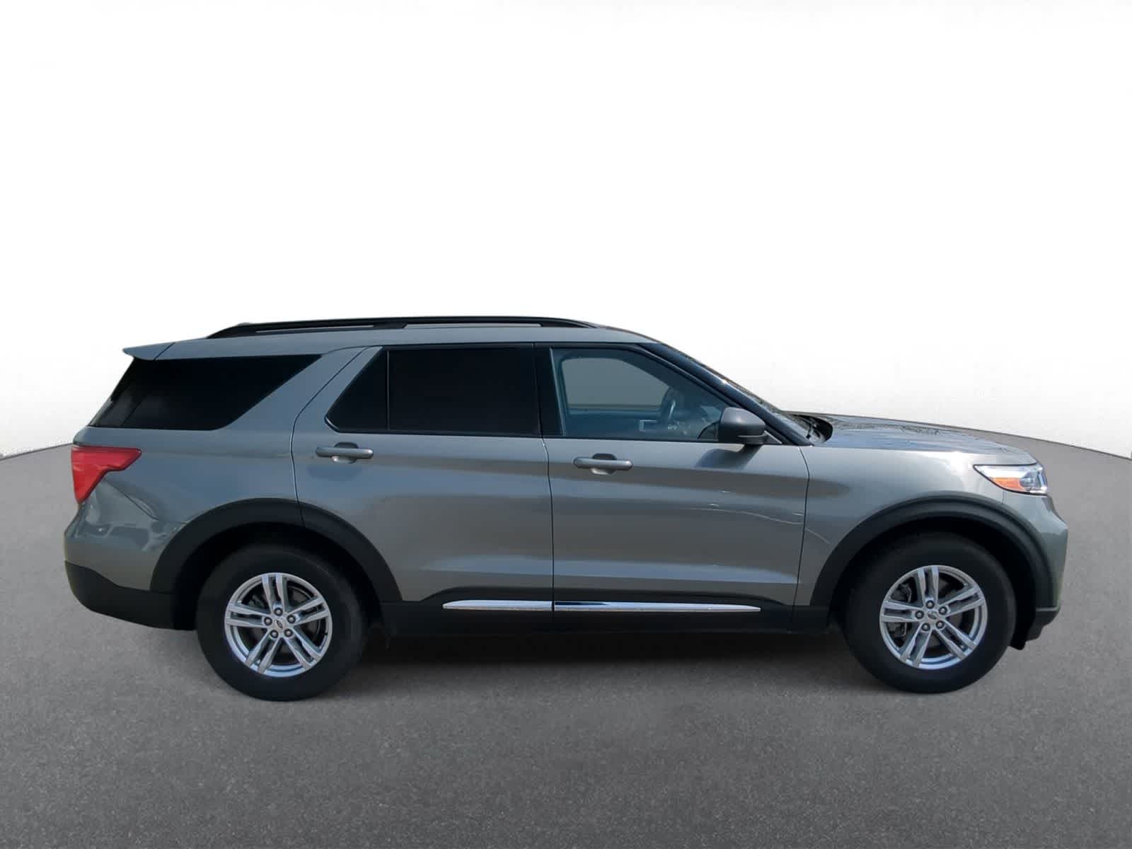 Thumbnail: 2020 Ford Explorer - 9