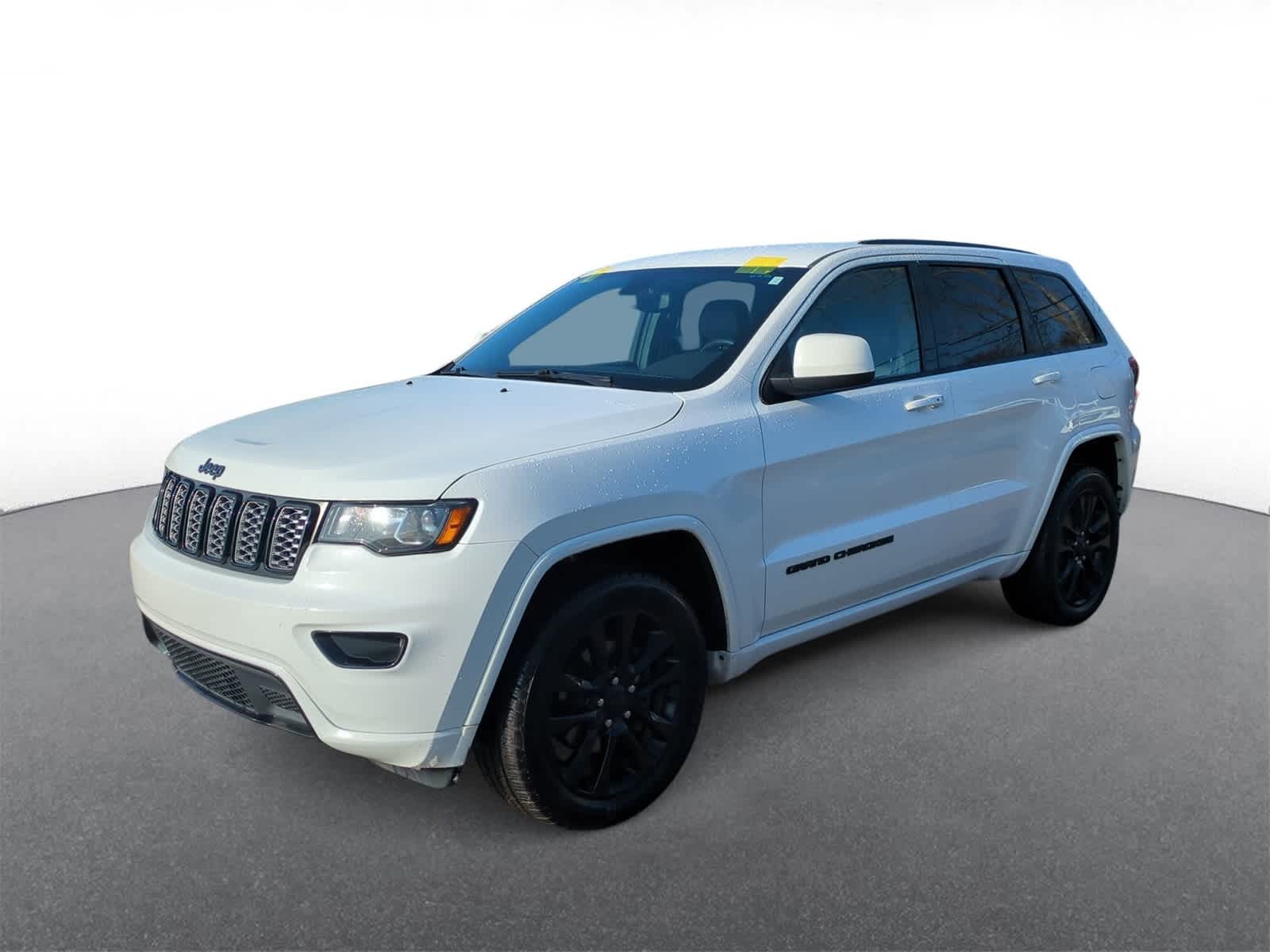 Thumbnail: 2020 Jeep Grand Cherokee - 4
