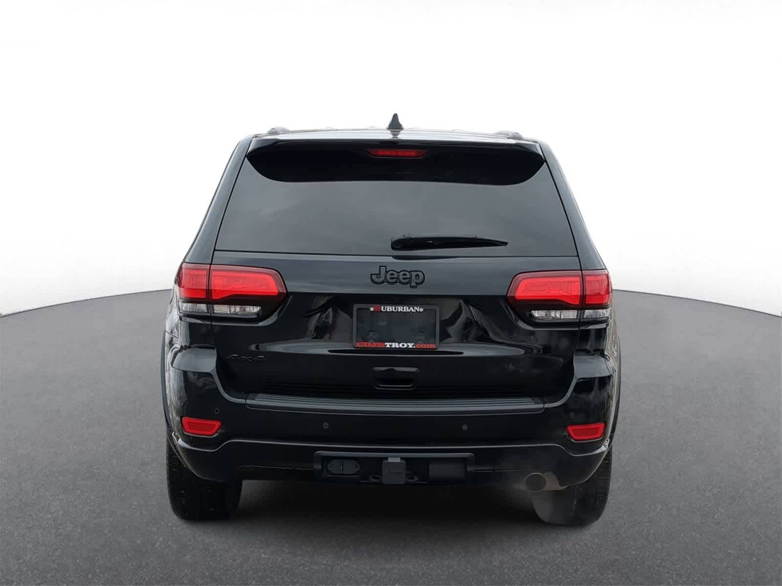 Thumbnail: 2022 Jeep Grand Cherokee - 7