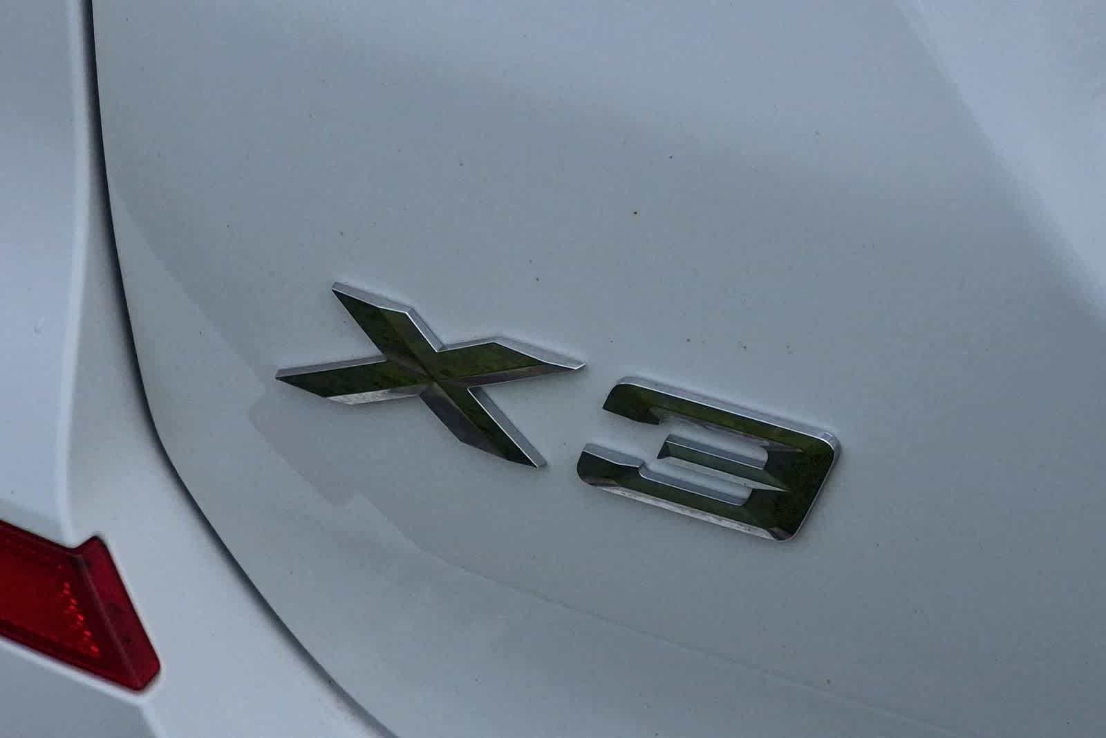Thumbnail: 2019 BMW X3 - 13