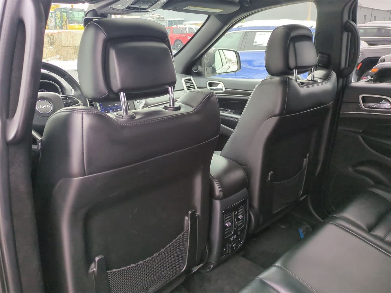 Thumbnail: 2018 Jeep Grand Cherokee - 18