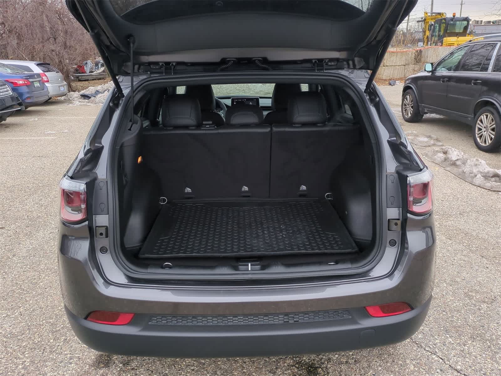 Thumbnail: 2023 Jeep Compass - 33