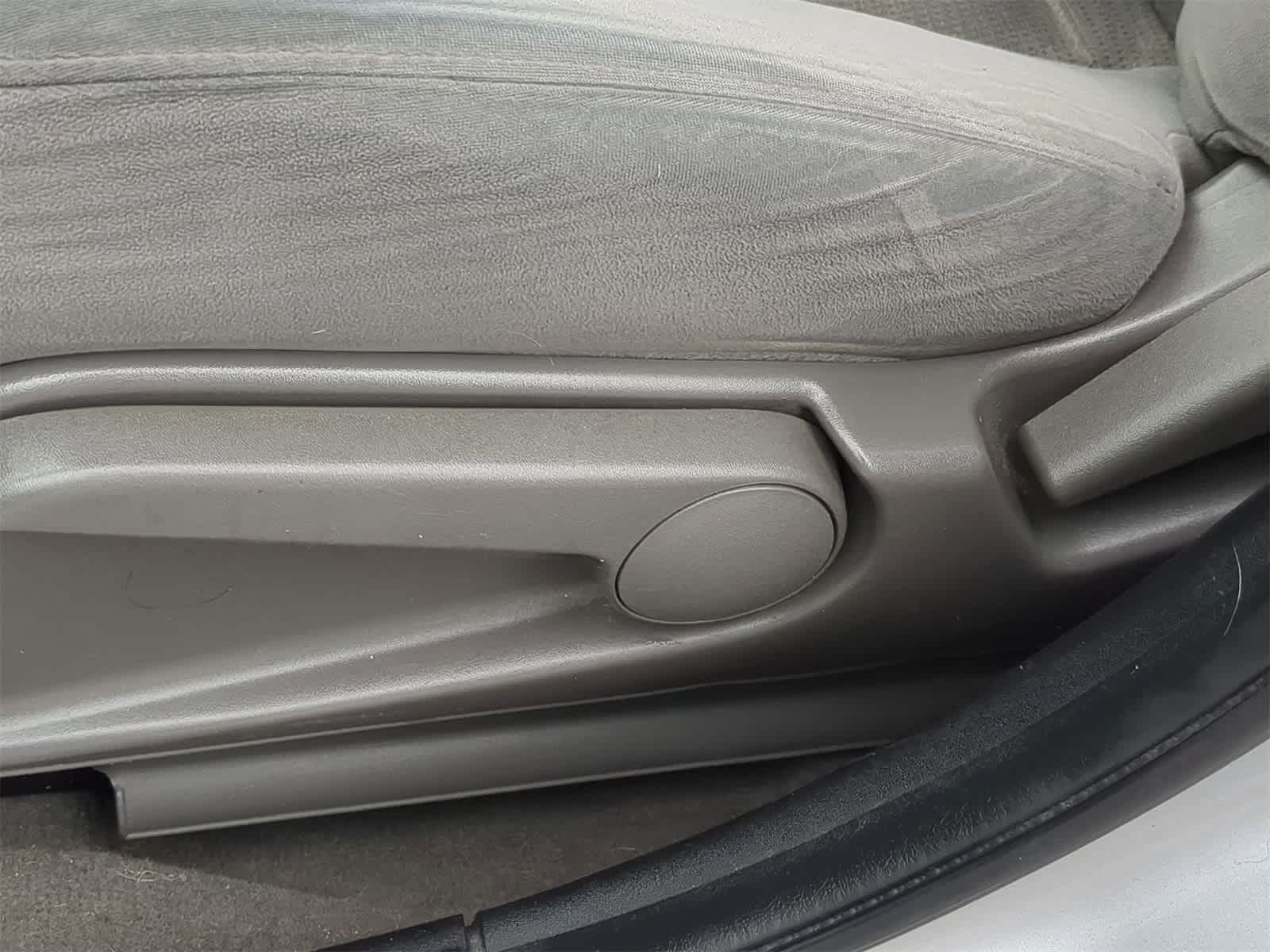 Thumbnail: 2011 Nissan Sentra - 24