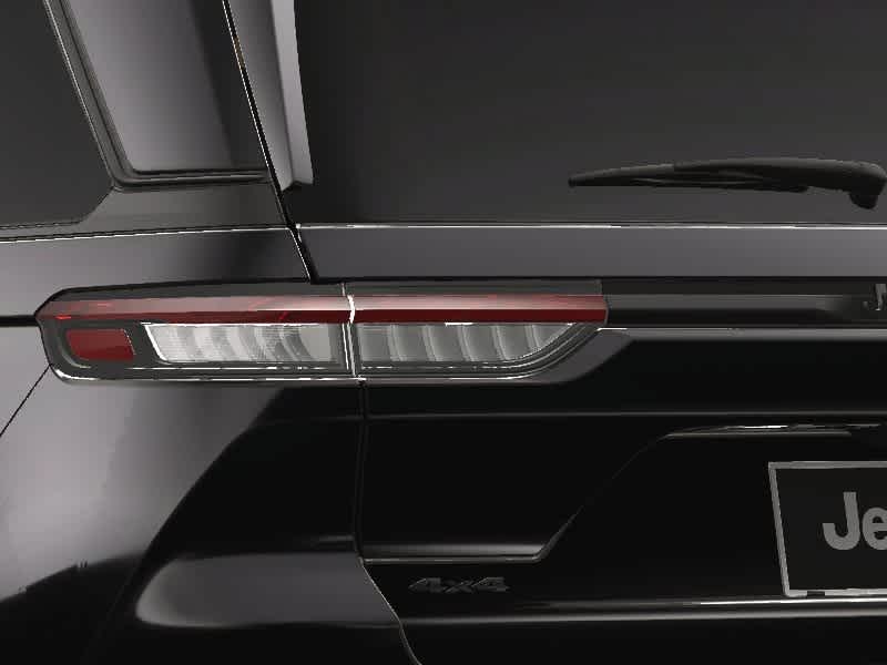 2025 Jeep Grand Cherokee Laredo 12