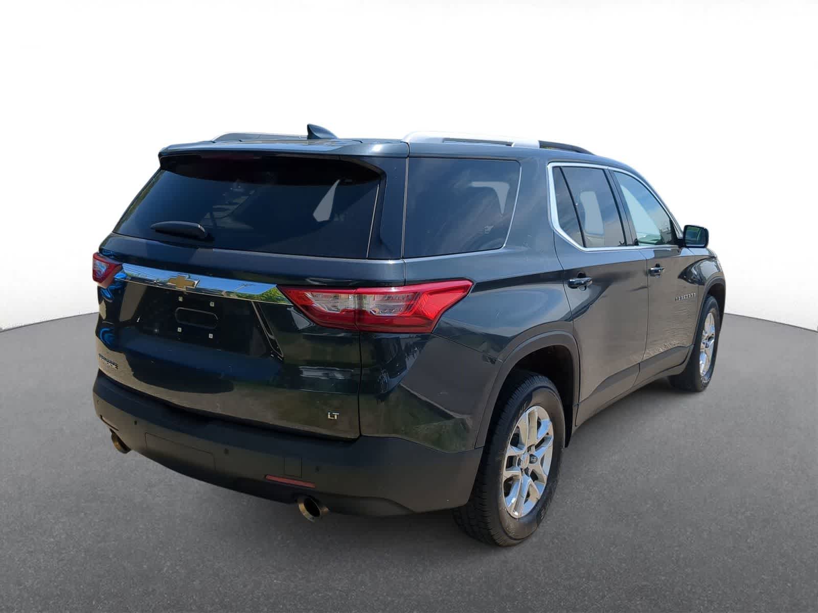Thumbnail: 2018 Chevrolet Traverse - 8