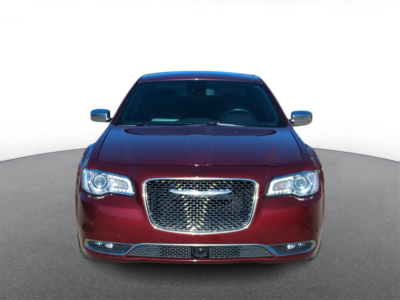 2017 Chrysler 300 Platinum photo 2