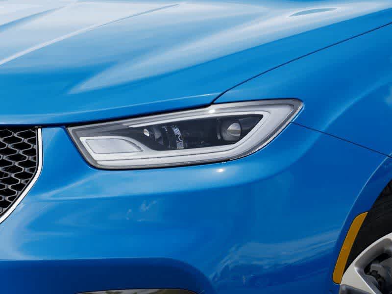 Thumbnail: 2026 Chrysler Pacifica - 10