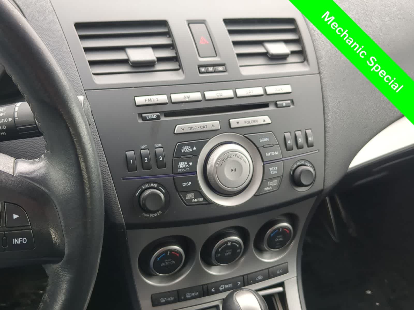 Thumbnail: 2010 Mazda Mazda3 - 27