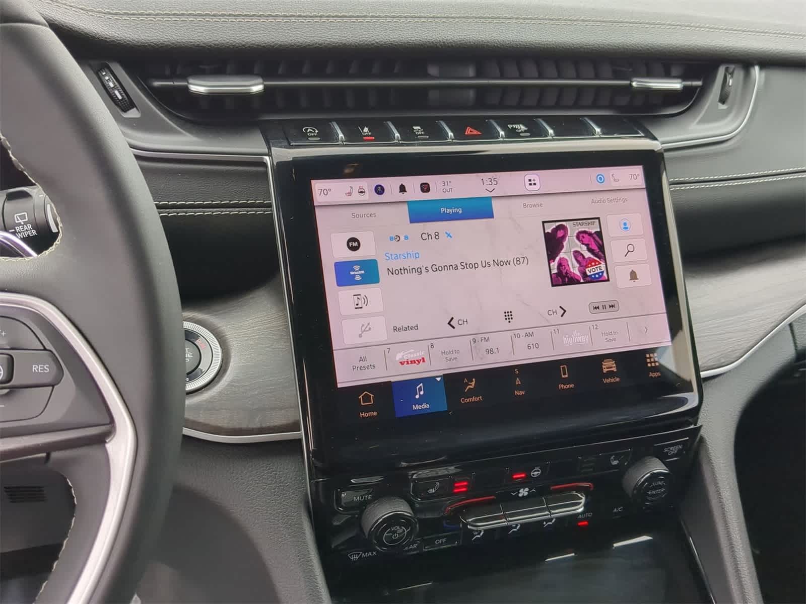 Thumbnail: 2023 Jeep Grand Cherokee - 34