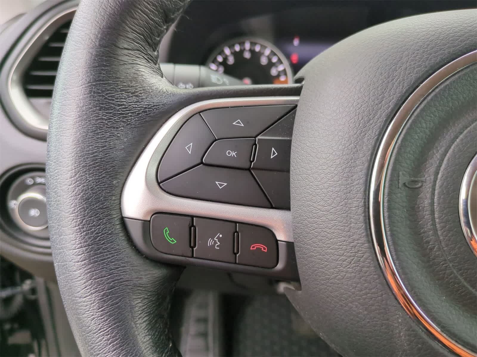 Thumbnail: 2023 Jeep Renegade - 23