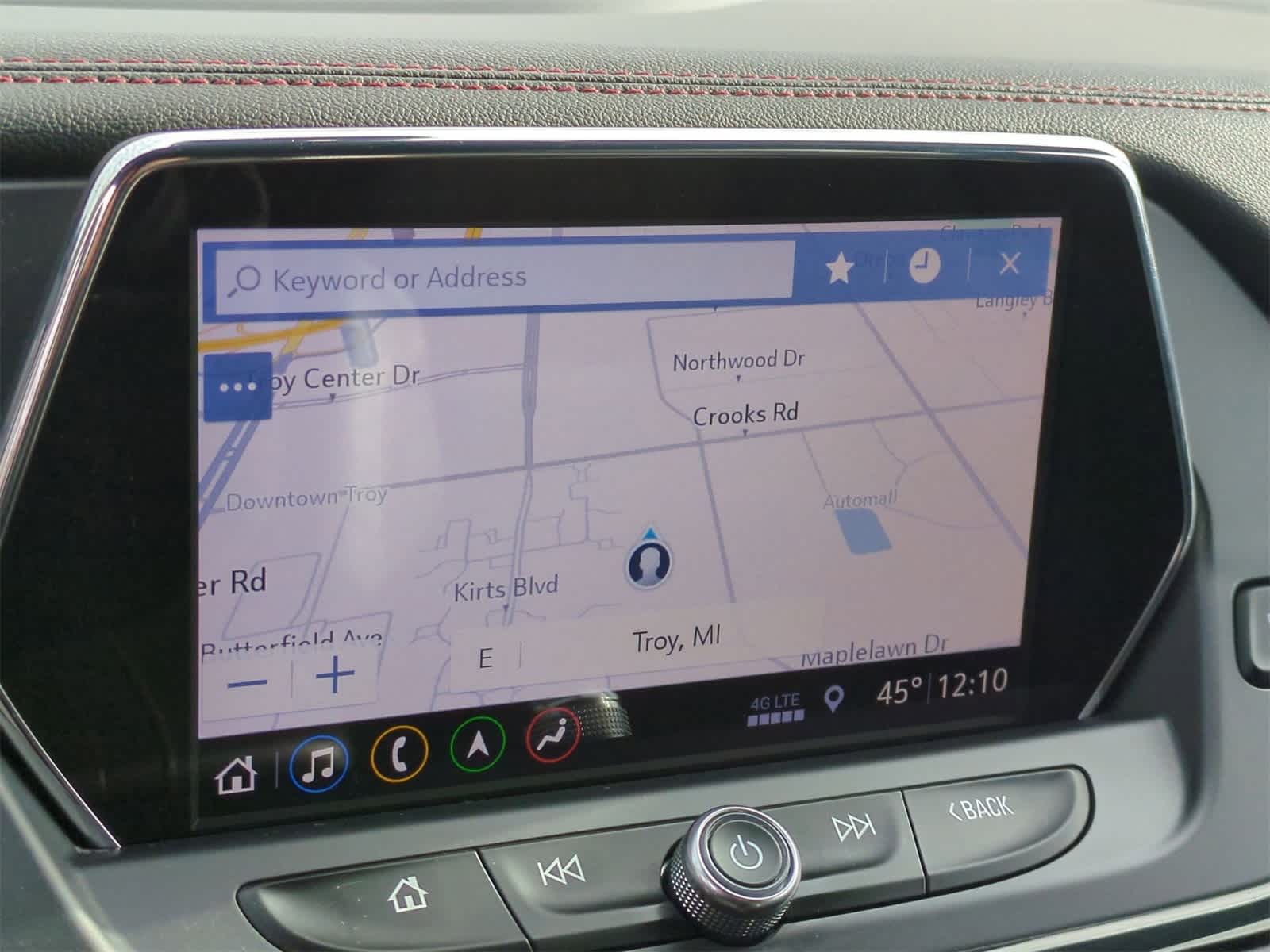 Thumbnail: 2019 Chevrolet Blazer - 28