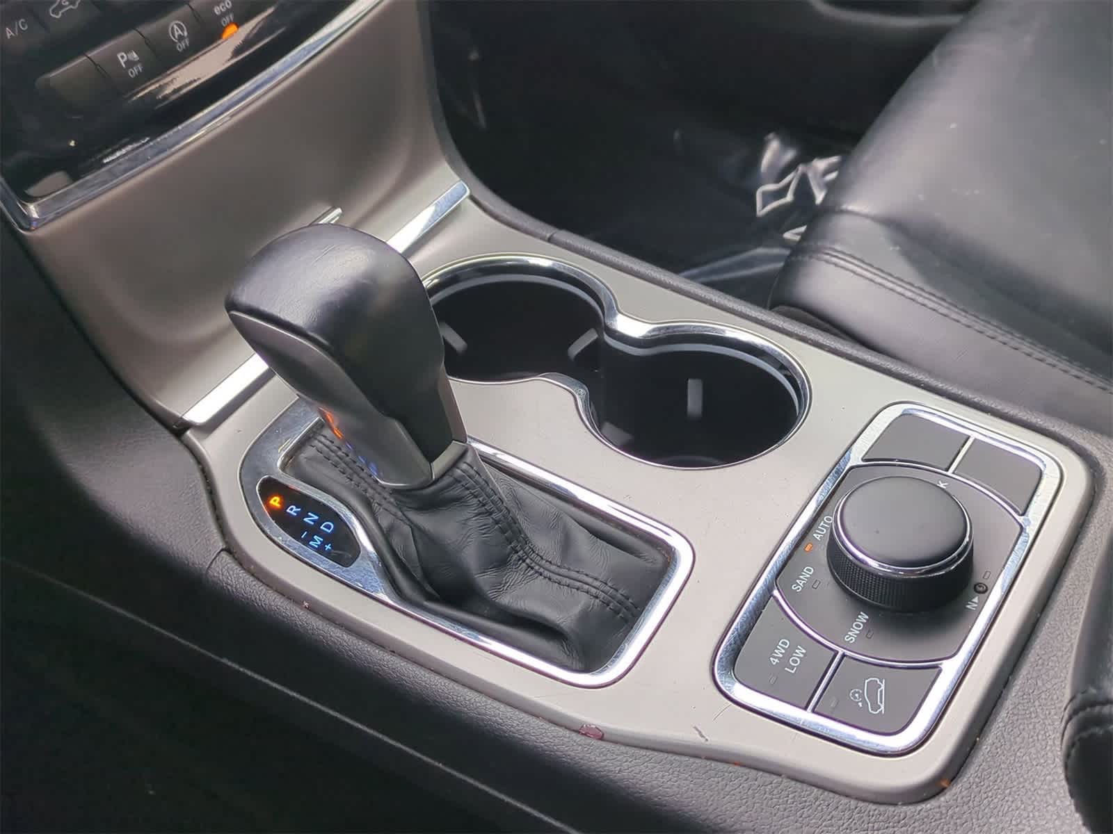 Thumbnail: 2021 Jeep Grand Cherokee - 40