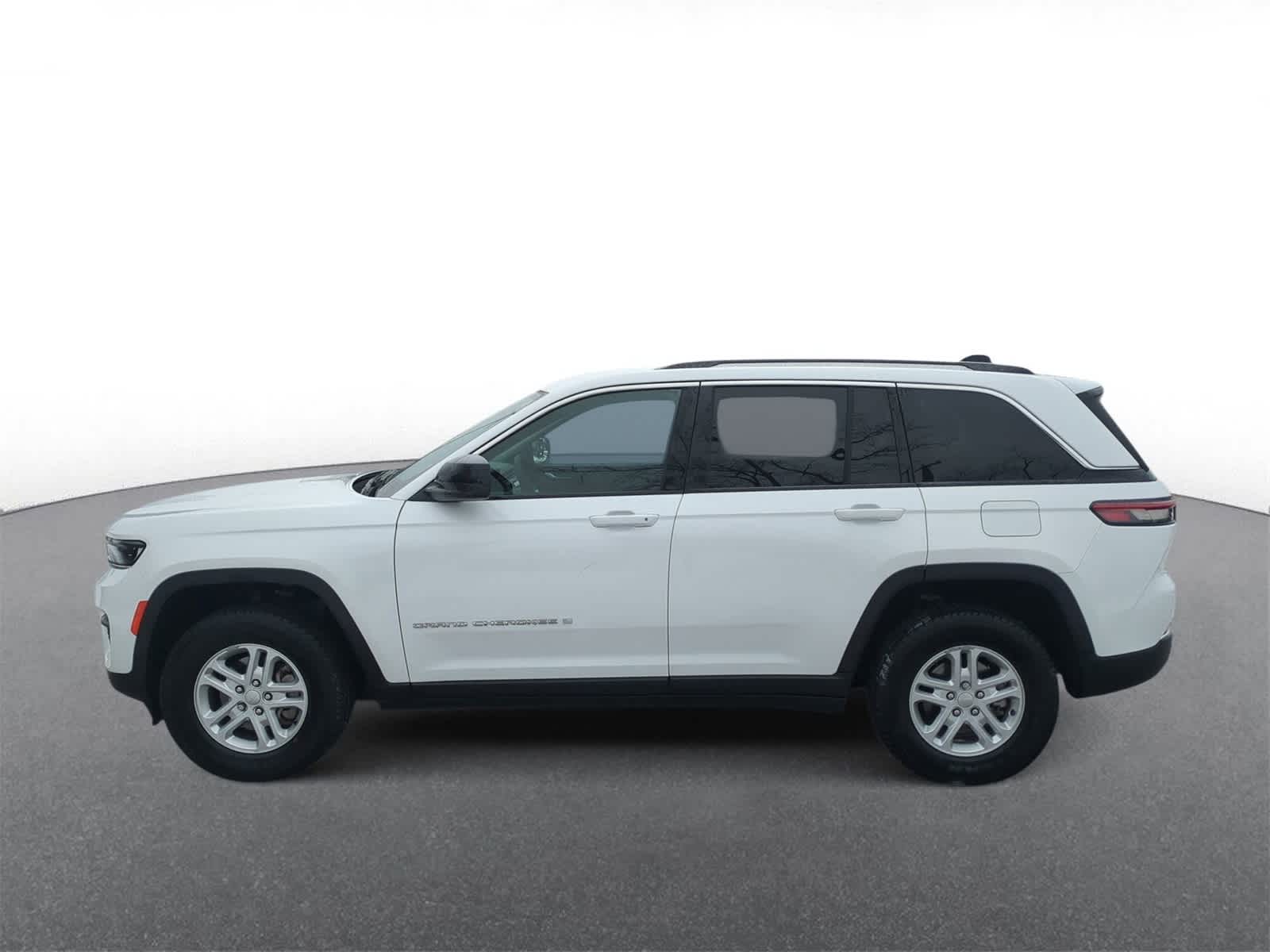 Thumbnail: 2023 Jeep Grand Cherokee - 5