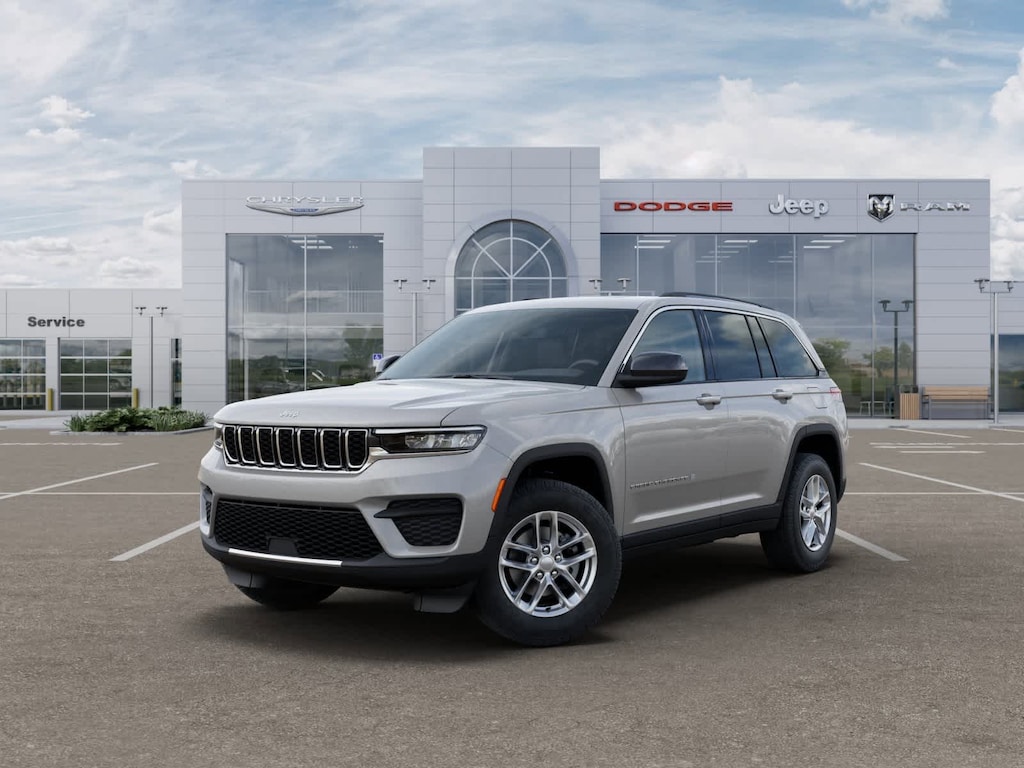 New 2025 Jeep Grand Cherokee Laredo Sport Utility
