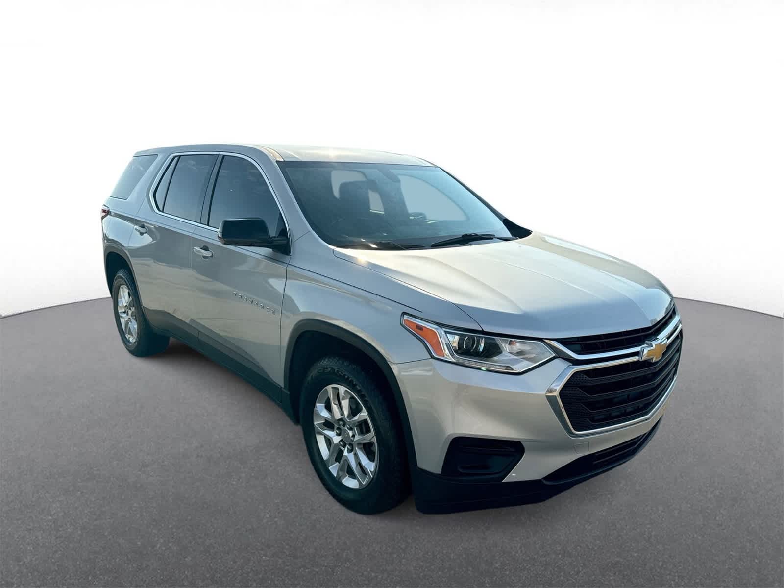 Thumbnail: 2019 Chevrolet Traverse - 2