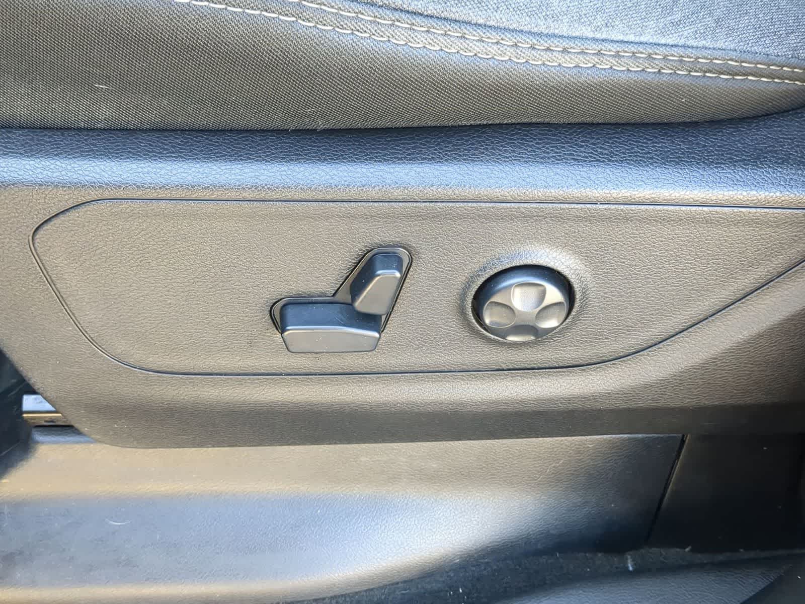 Thumbnail: 2019 RAM 1500 - 17