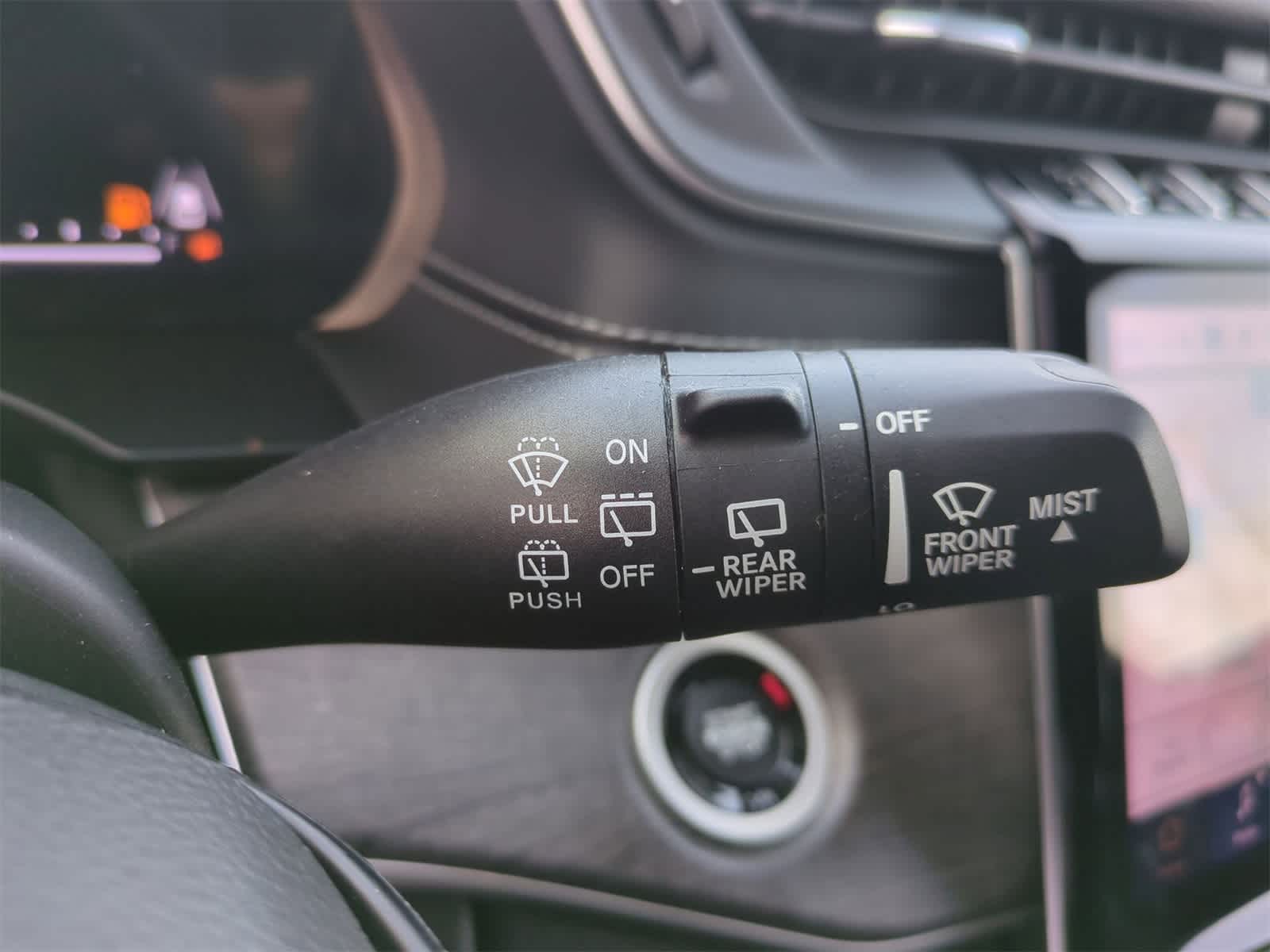 Thumbnail: 2023 Jeep Grand Cherokee - 25