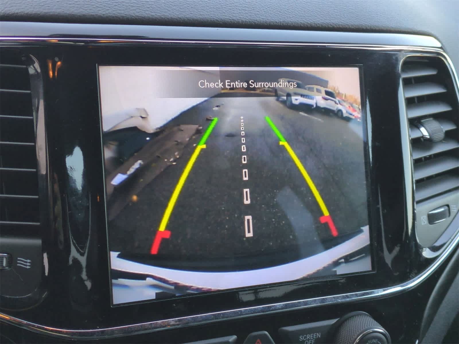 Thumbnail: 2020 Jeep Grand Cherokee - 29