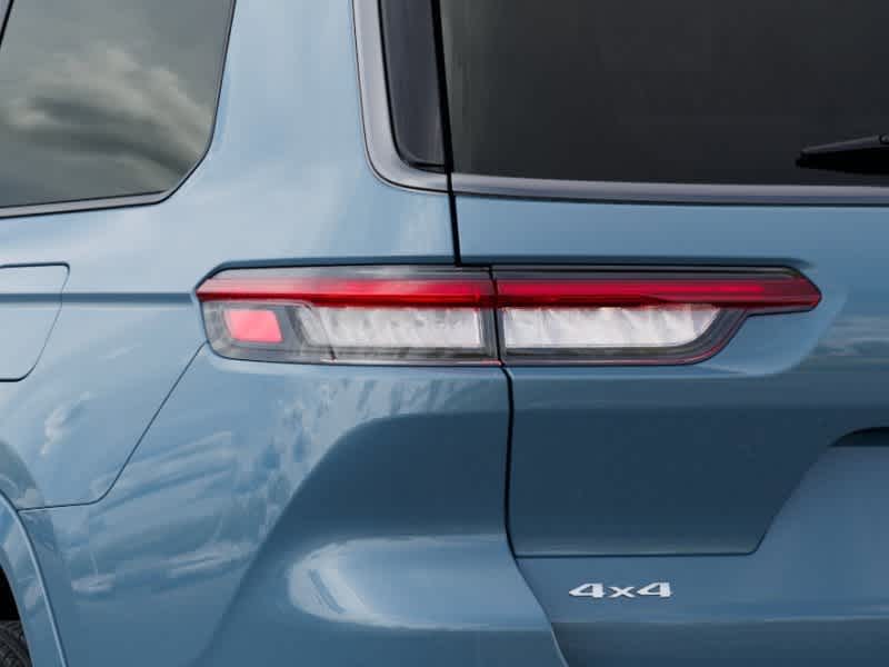 Thumbnail: 2026 Jeep Grand Cherokee L - 9