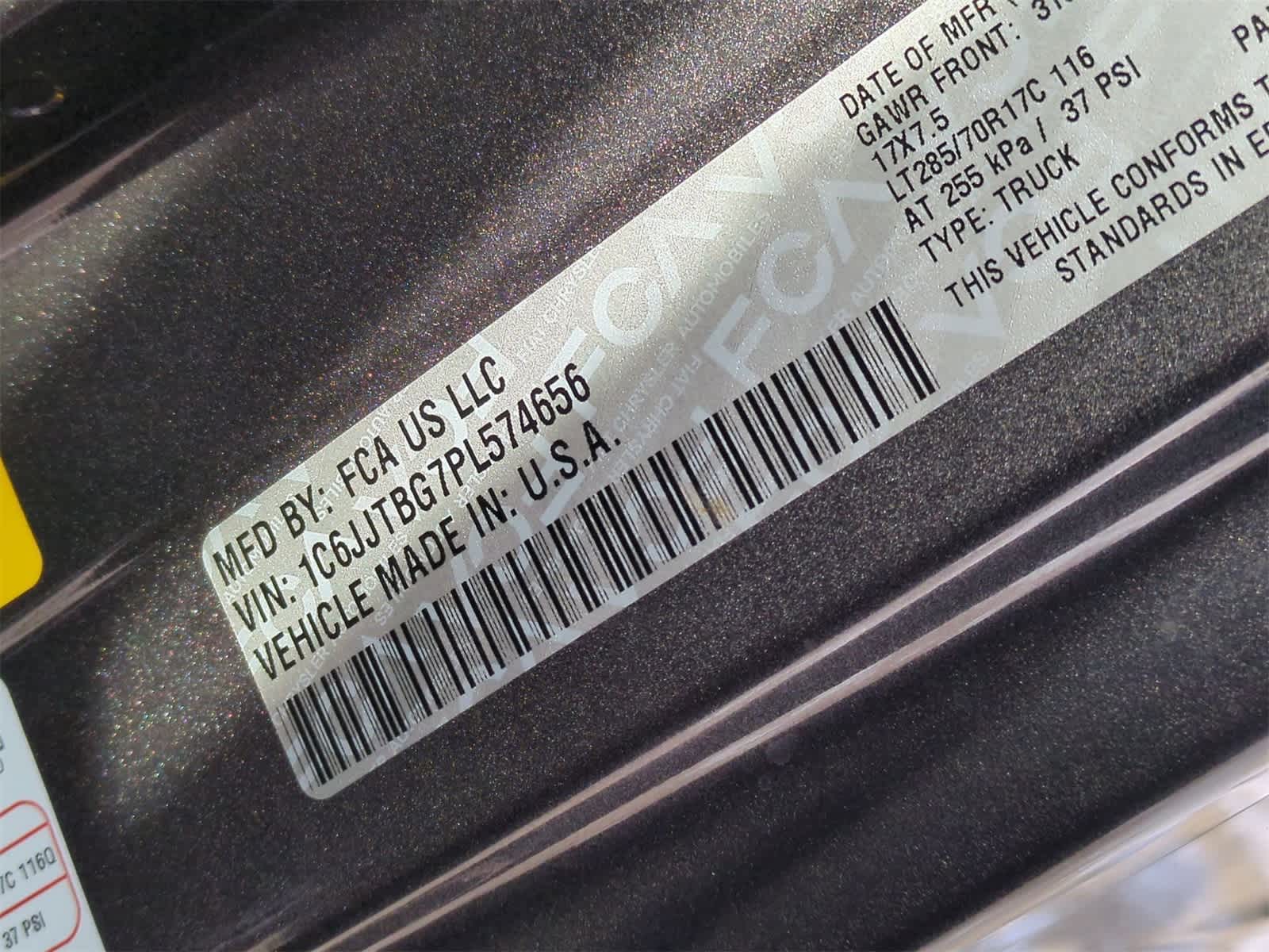 Thumbnail: 2023 Jeep Gladiator - 35