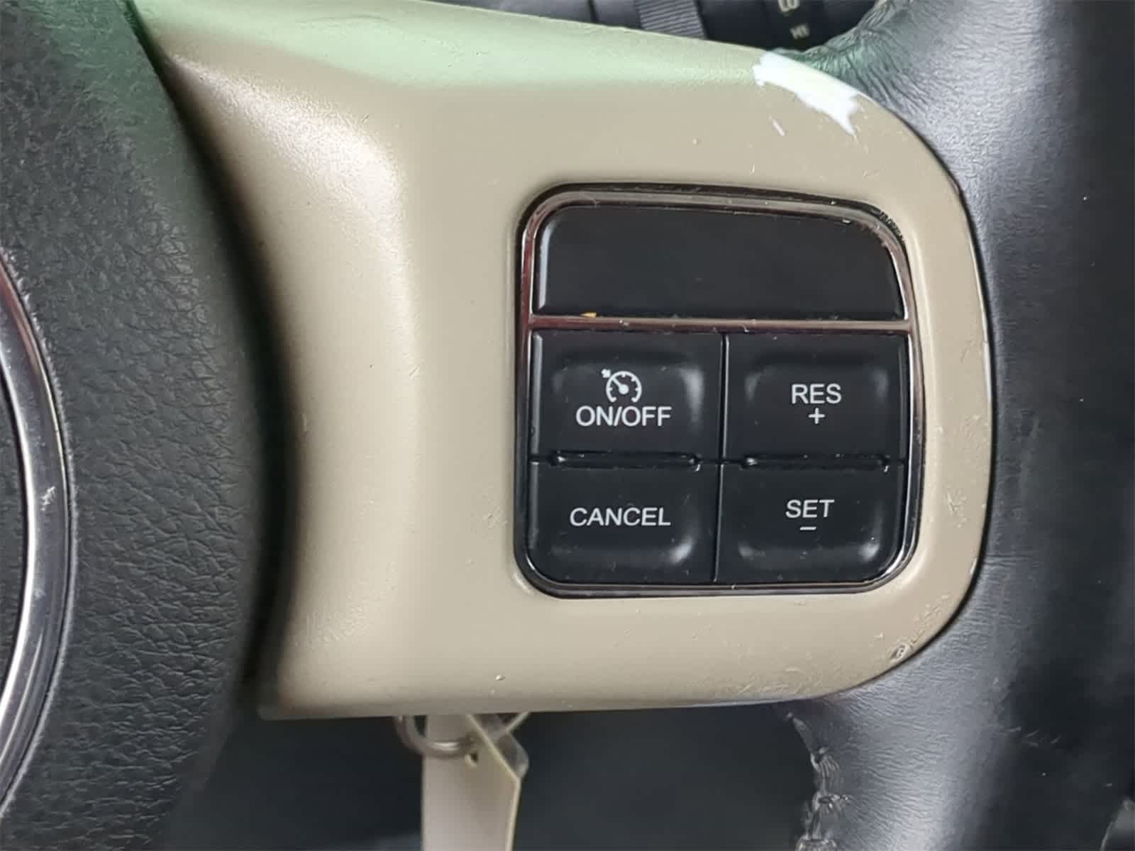 Thumbnail: 2017 Jeep Wrangler - 31