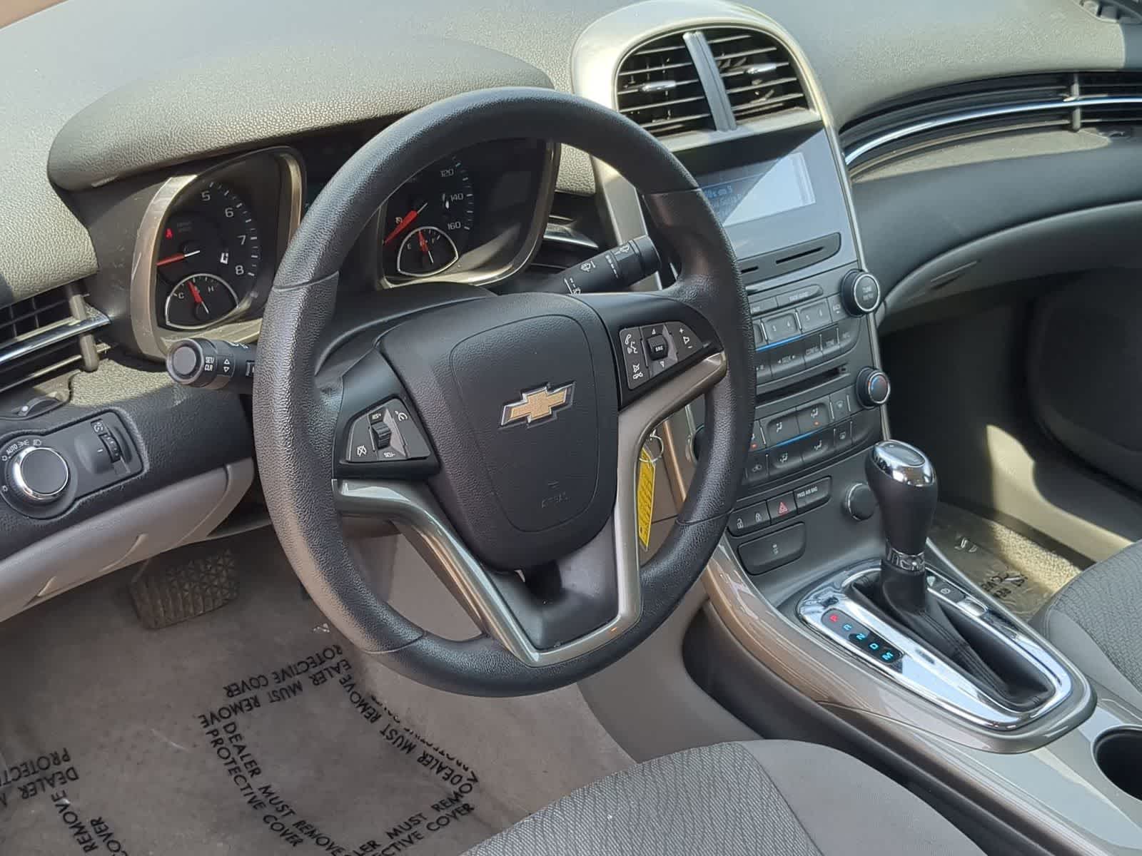 Thumbnail: 2013 Chevrolet Malibu - 10