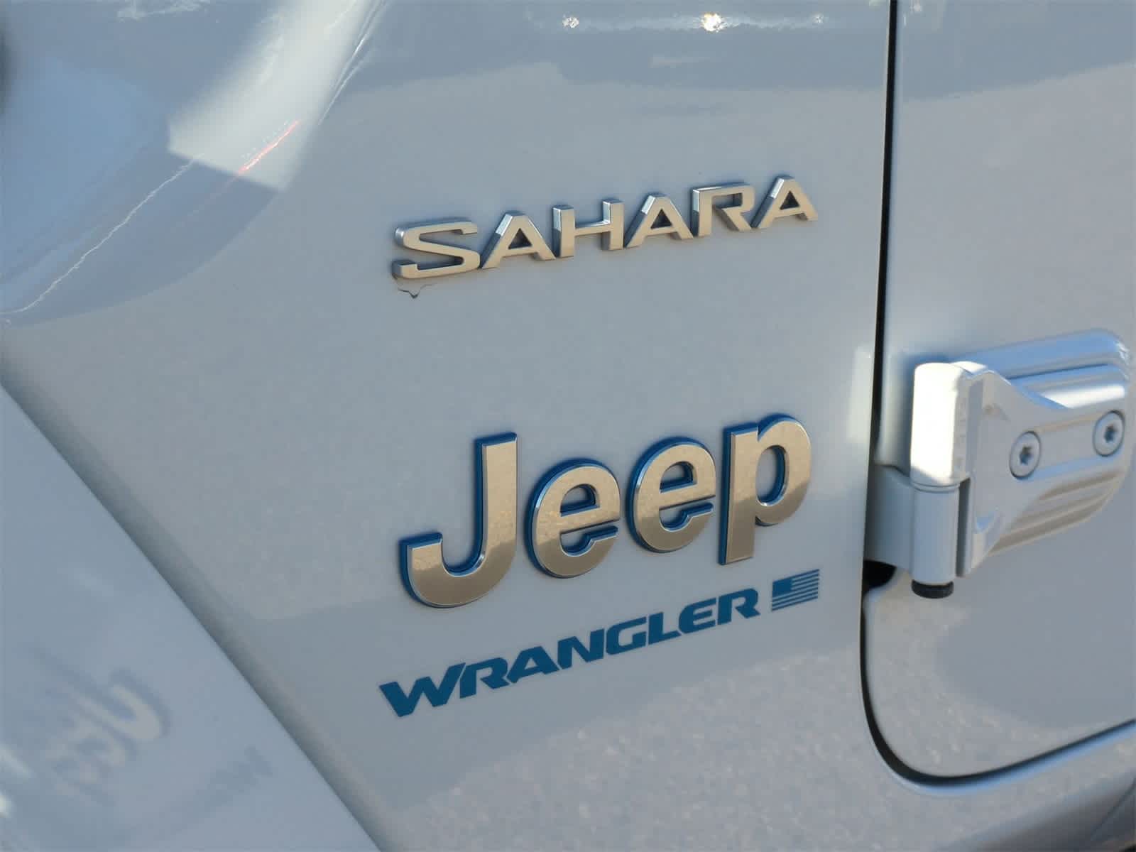 Thumbnail: 2023 Jeep Wrangler - 12