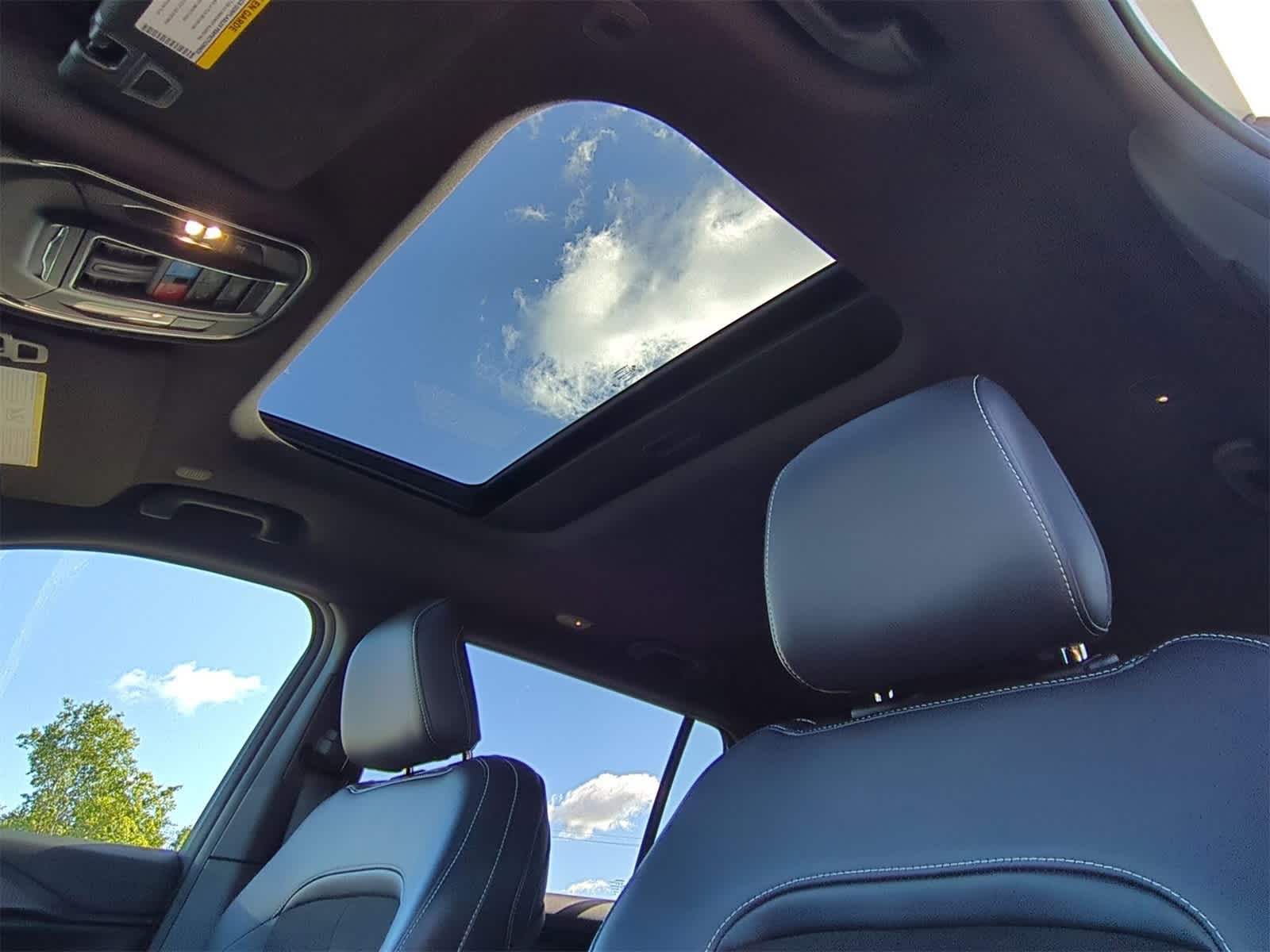 Thumbnail: 2023 Jeep Grand Cherokee L - 19