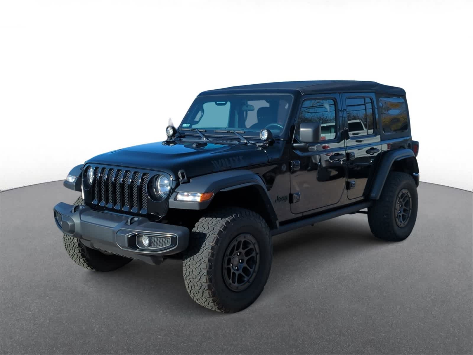 Thumbnail: 2023 Jeep Wrangler - 4