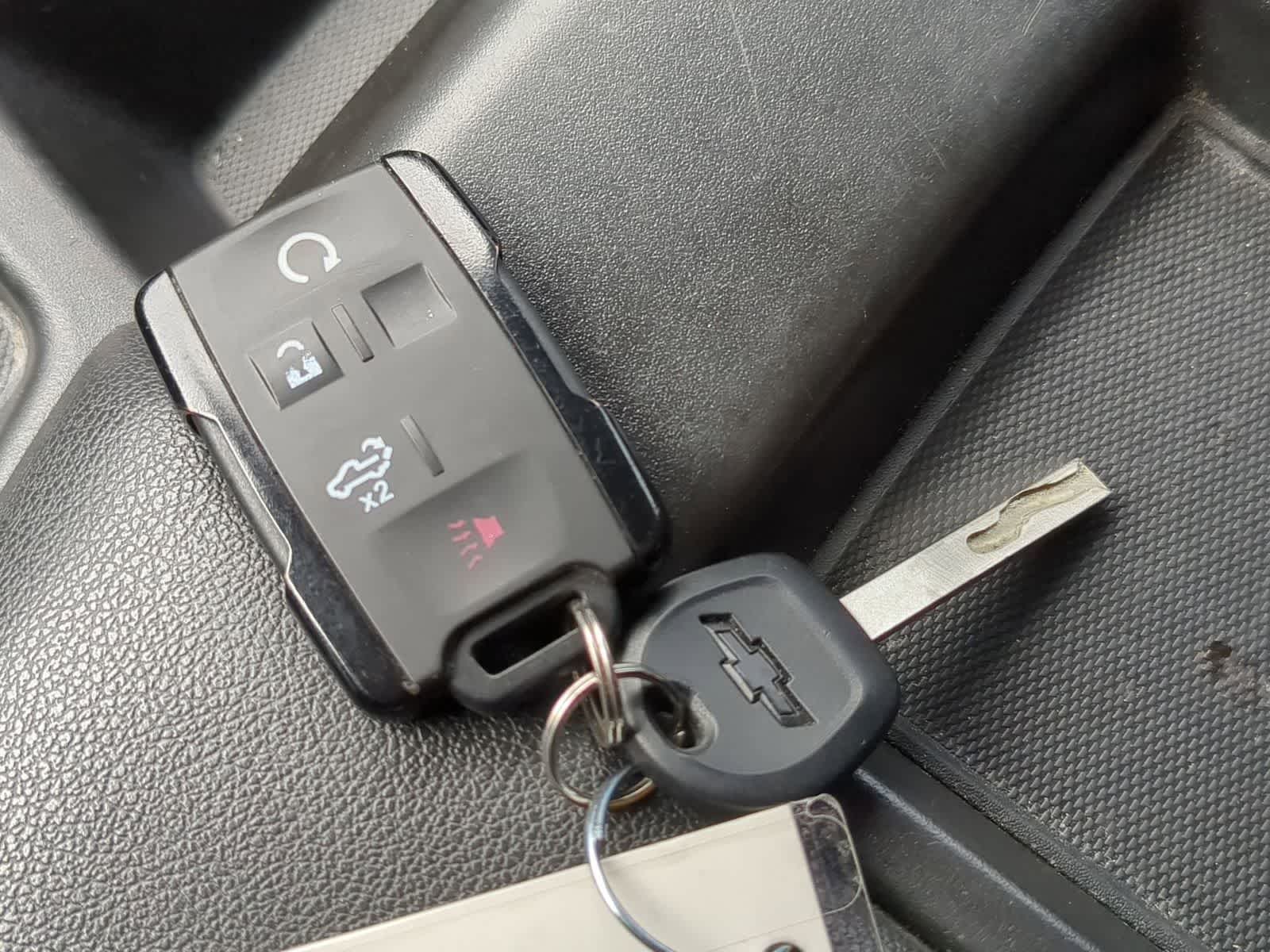 Thumbnail: 2021 Chevrolet Silverado 1500 - 31