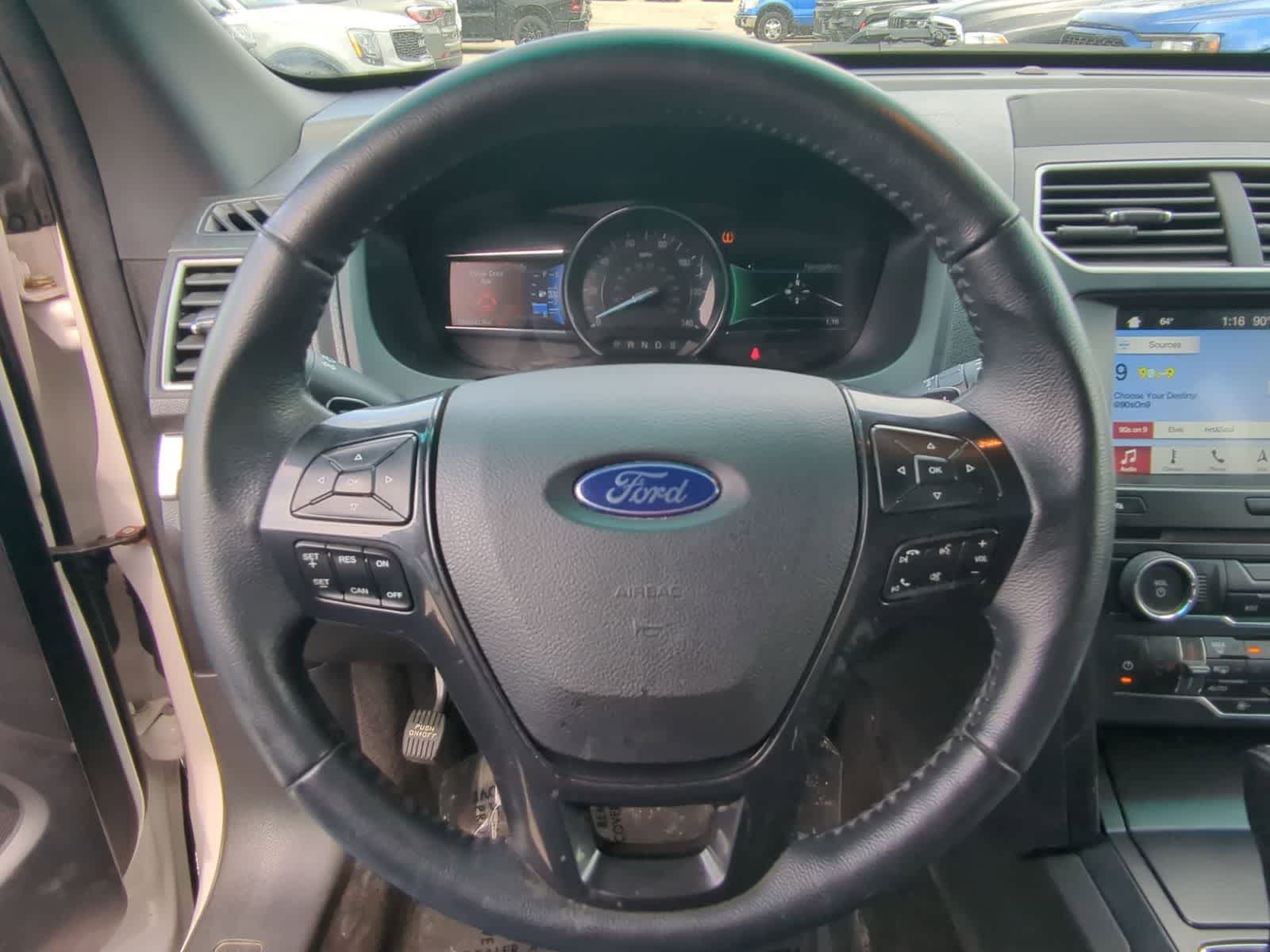 Thumbnail: 2017 Ford Explorer - 22