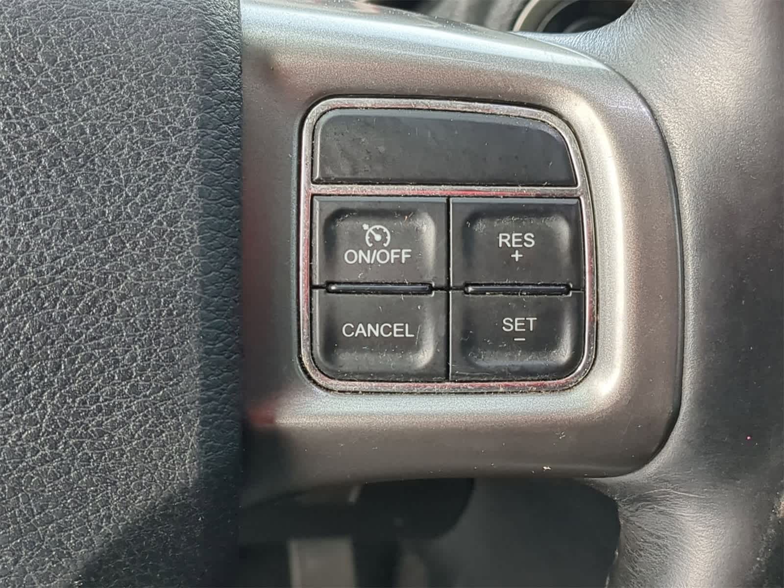 Thumbnail: 2015 Dodge Journey - 31