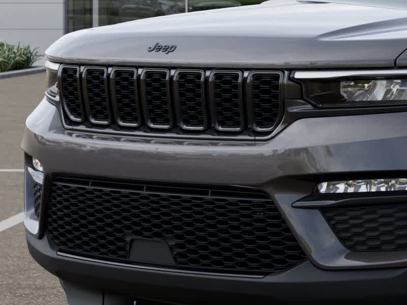 Thumbnail: 2025 Jeep Grand Cherokee - 11