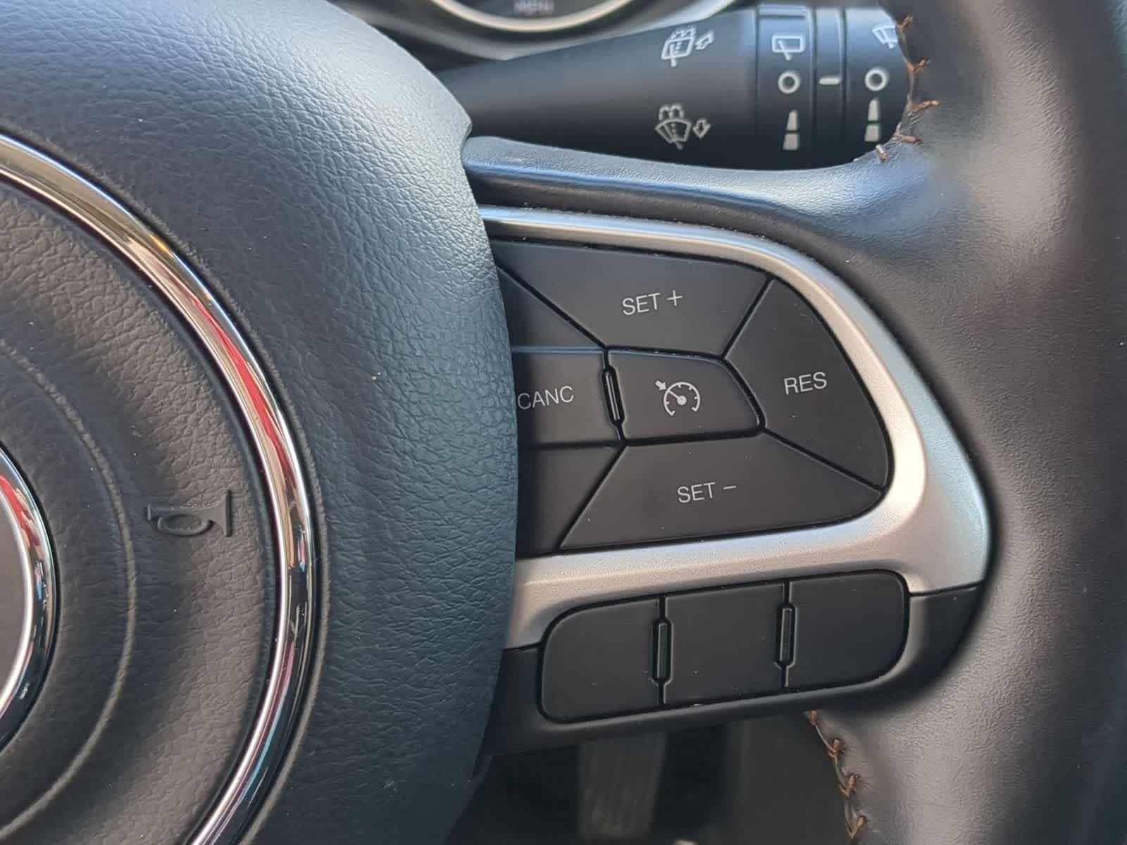 Thumbnail: 2020 Jeep Compass - 24
