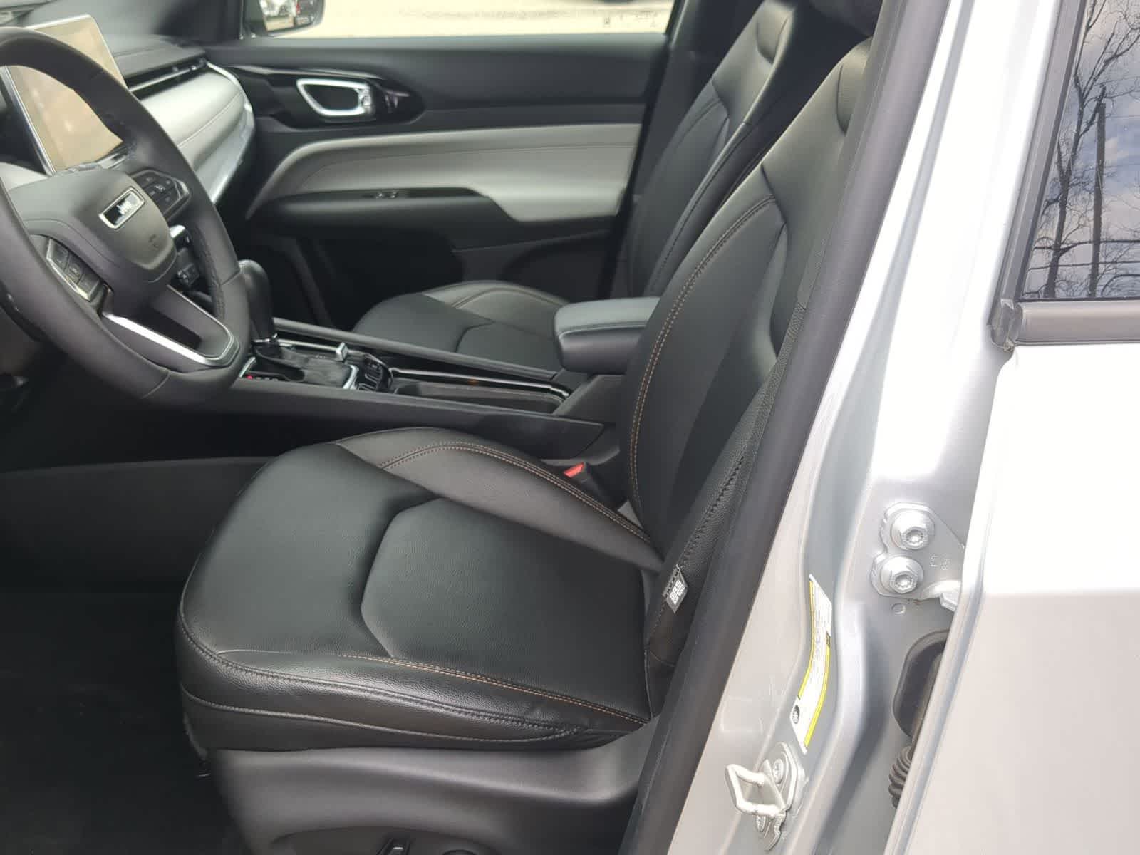 Thumbnail: 2024 Jeep Compass - 16