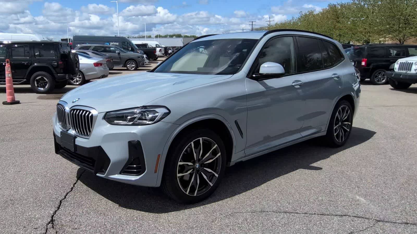 Thumbnail: 2022 BMW X3 - 3